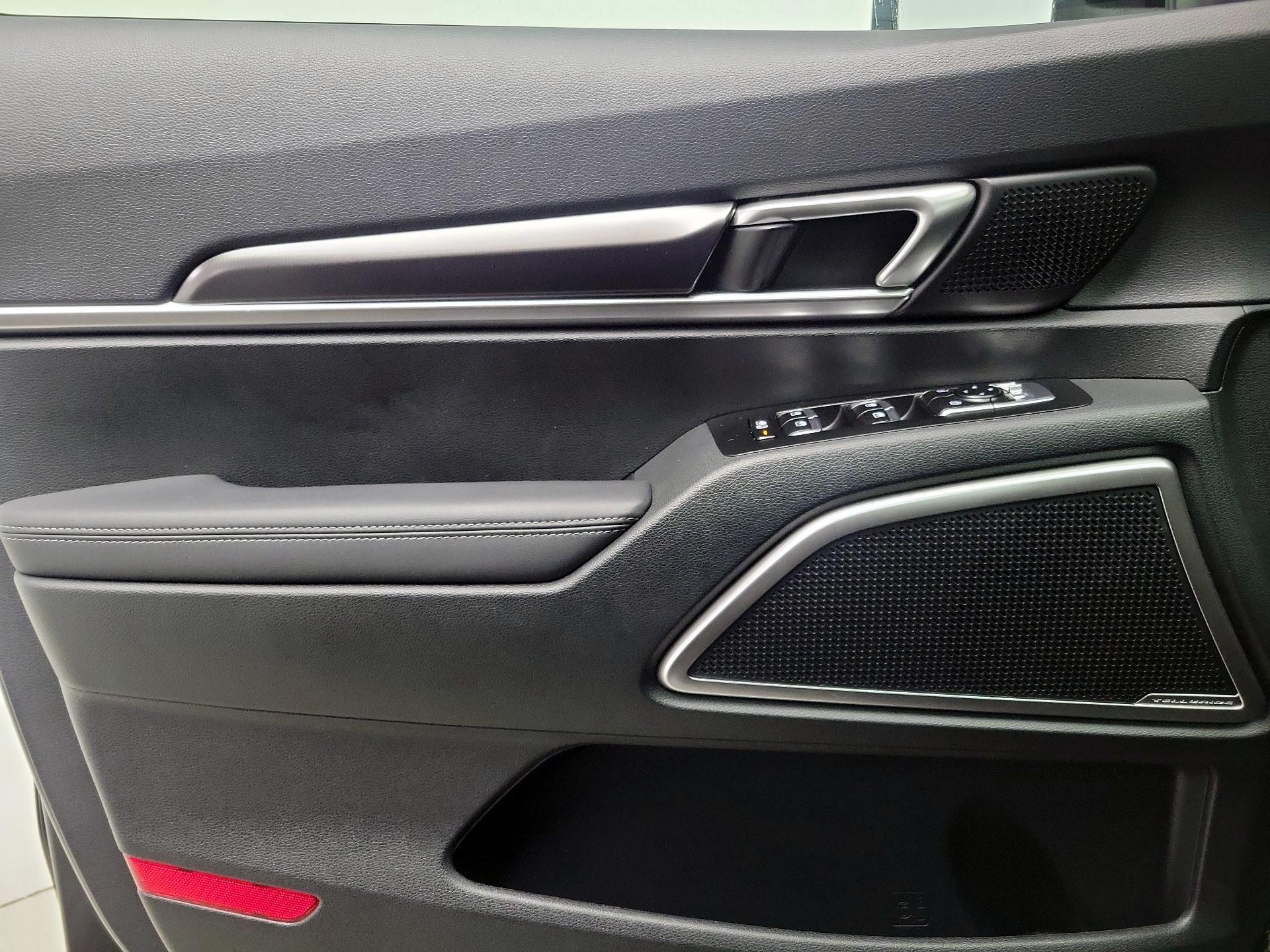 Thumbnail: 2025 Kia Telluride - 12