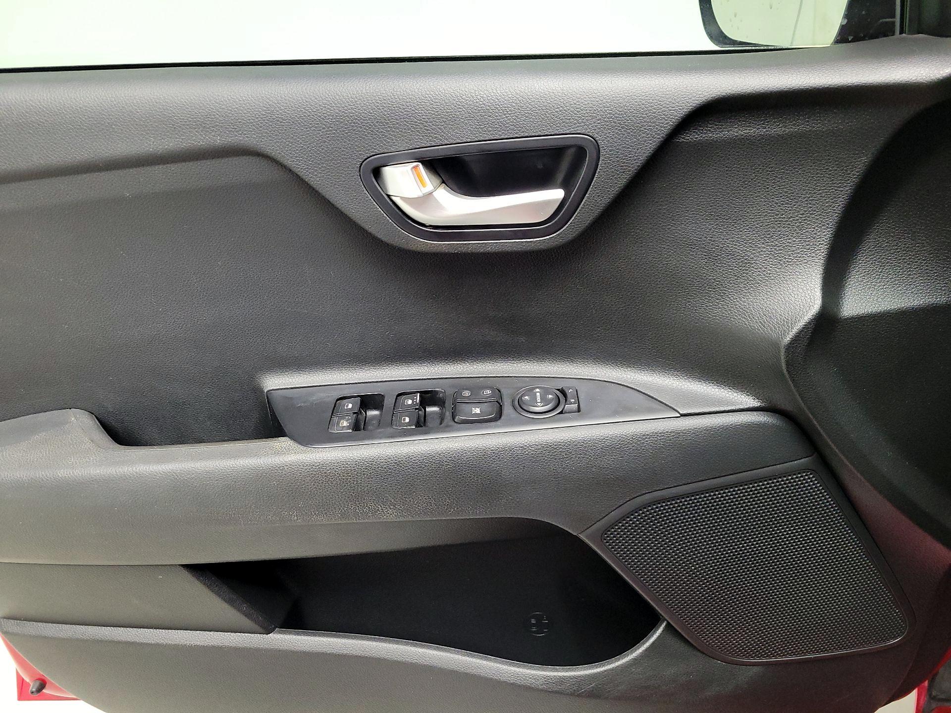 Thumbnail: 2023 Kia Rio - 12