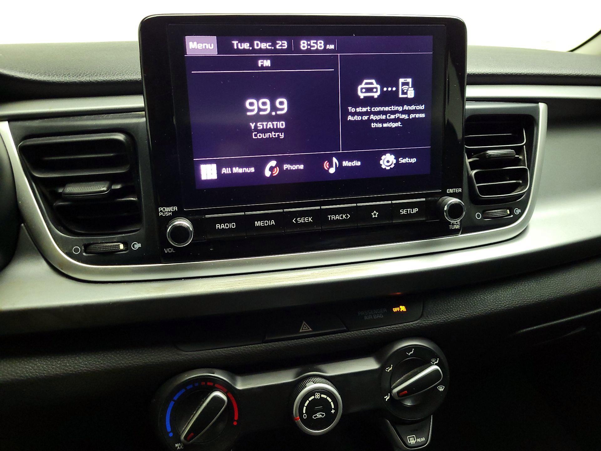 Thumbnail: 2023 Kia Rio - 15