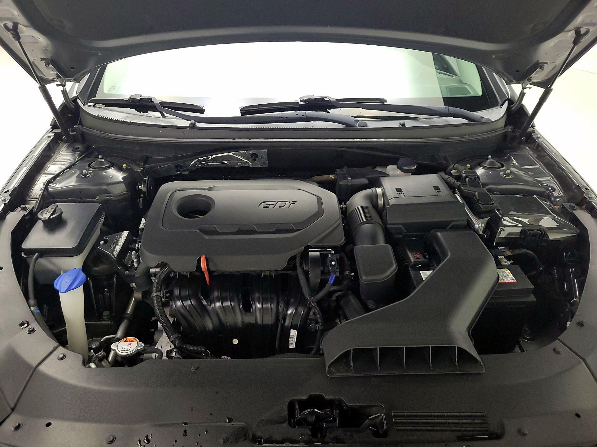 Thumbnail: 2019 Hyundai Sonata - 19