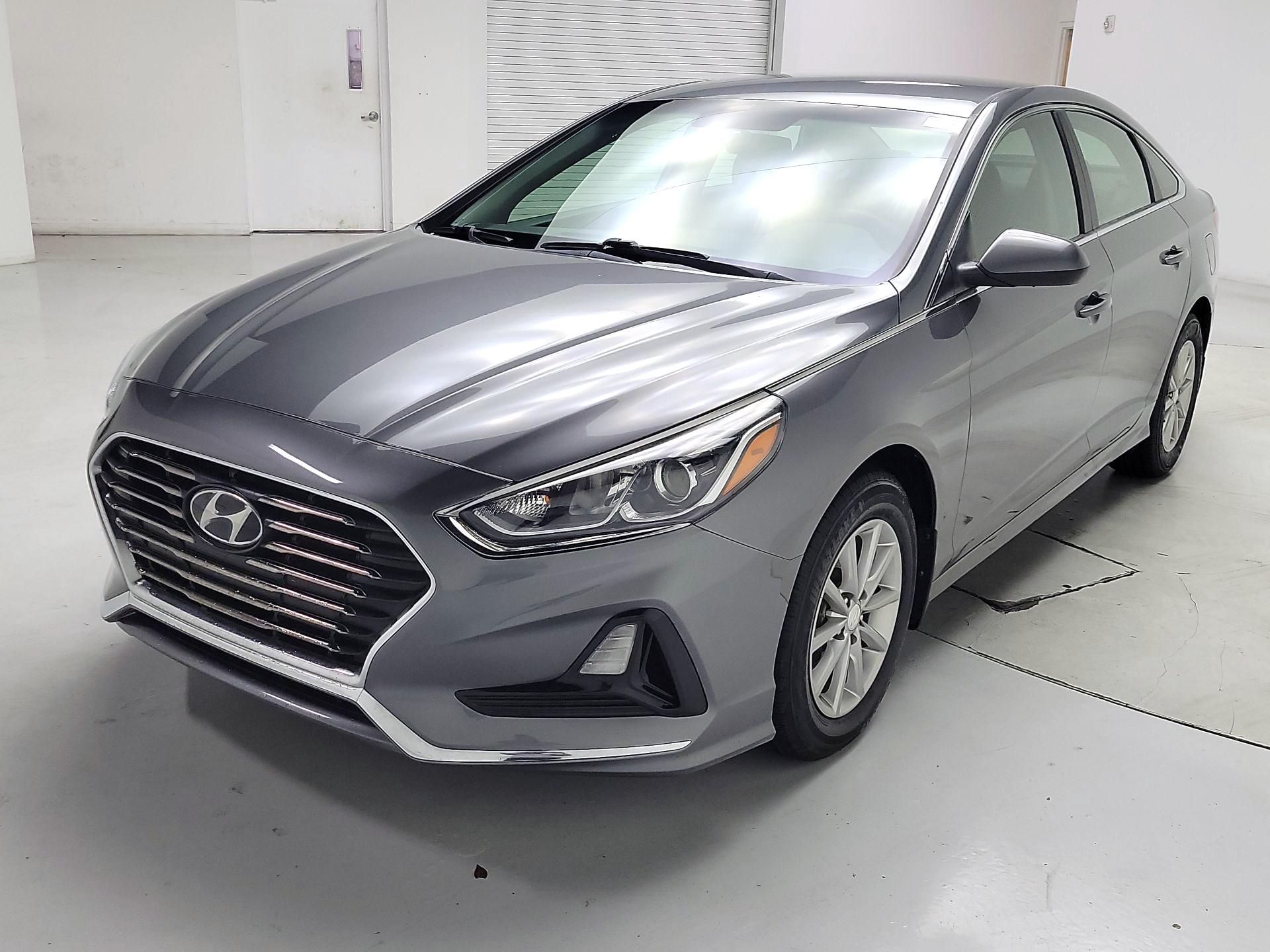 Thumbnail: 2019 Hyundai Sonata - 3
