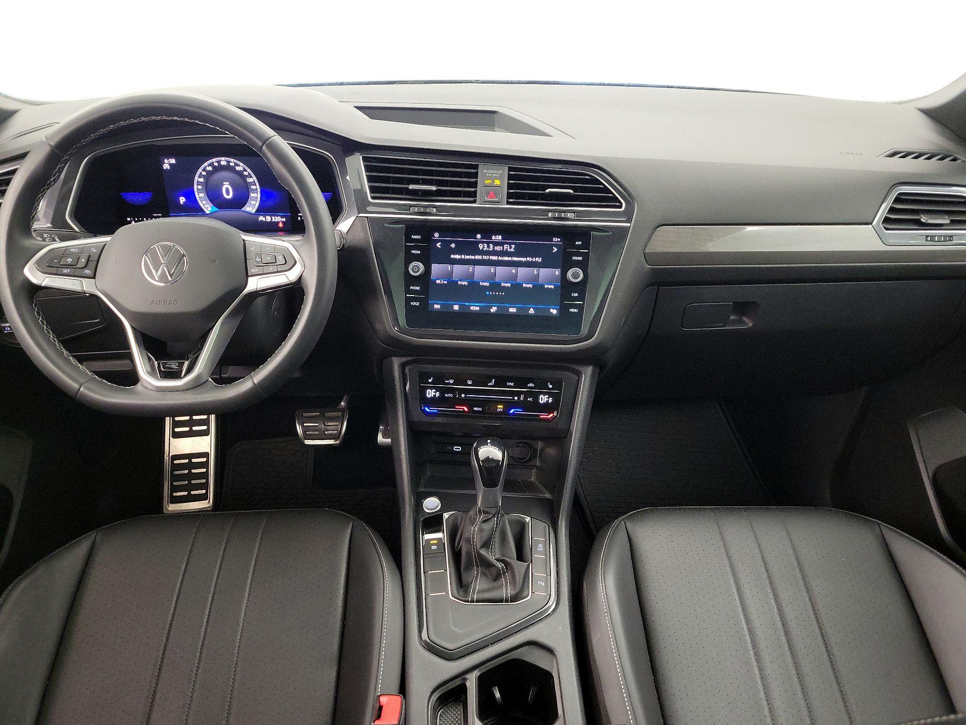 Thumbnail: 2023 Volkswagen Tiguan - 9