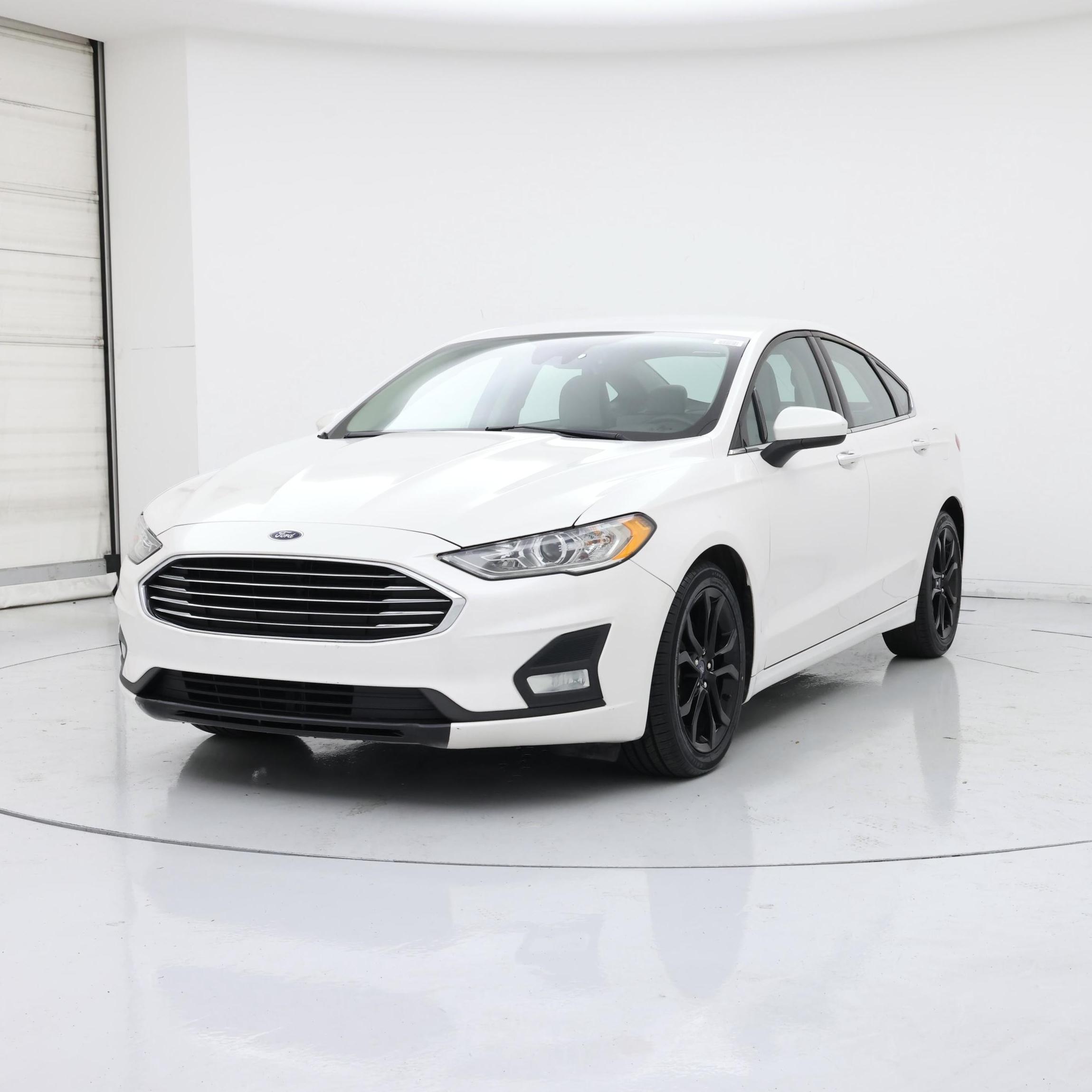 Thumbnail: 2020 Ford Fusion - 4