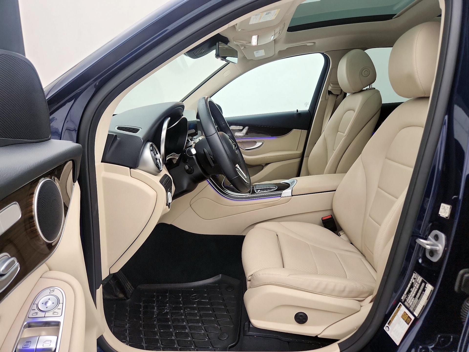 Thumbnail: 2022 Mercedes-Benz GLC - 11