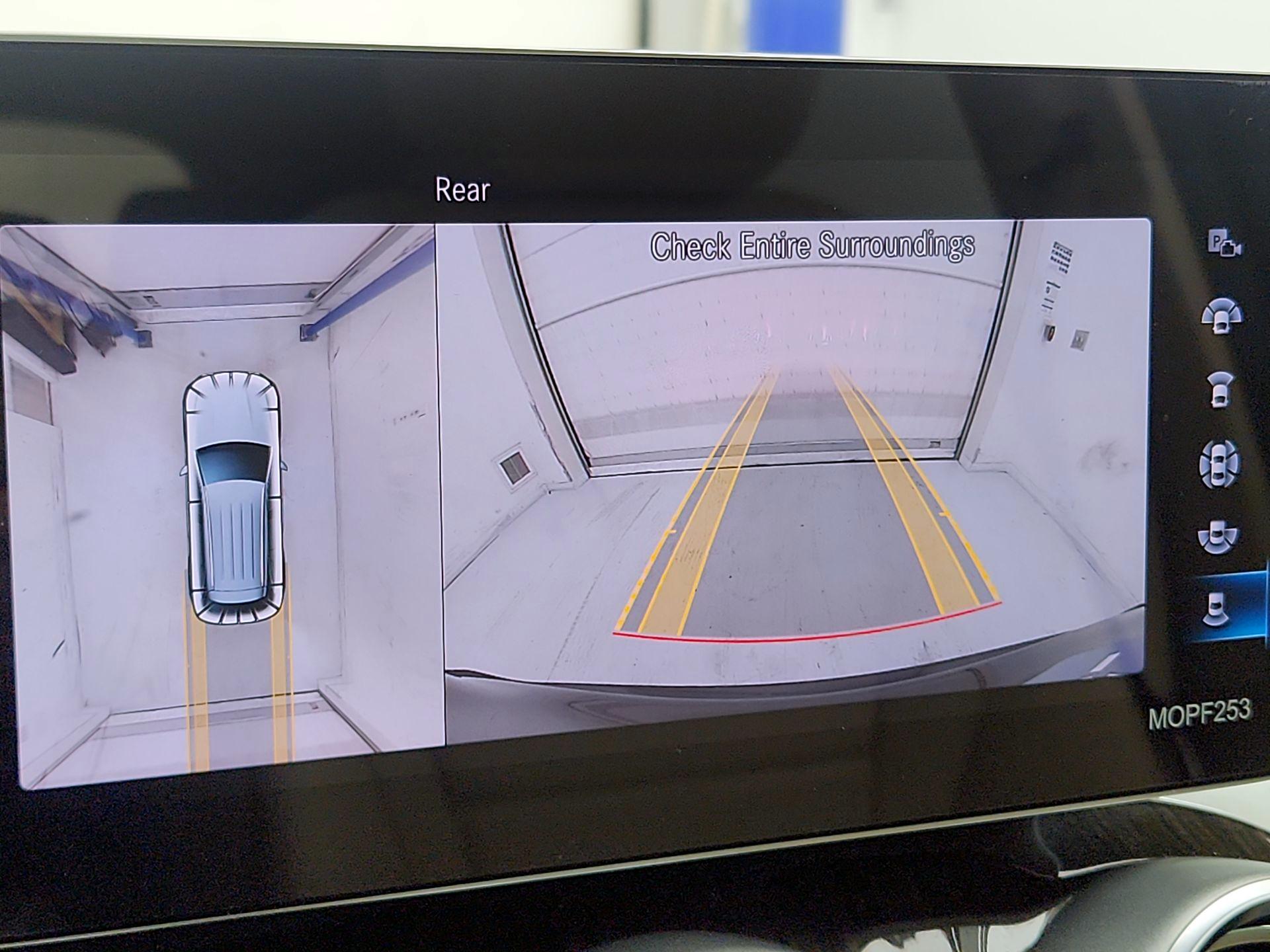 Thumbnail: 2022 Mercedes-Benz GLC - 14