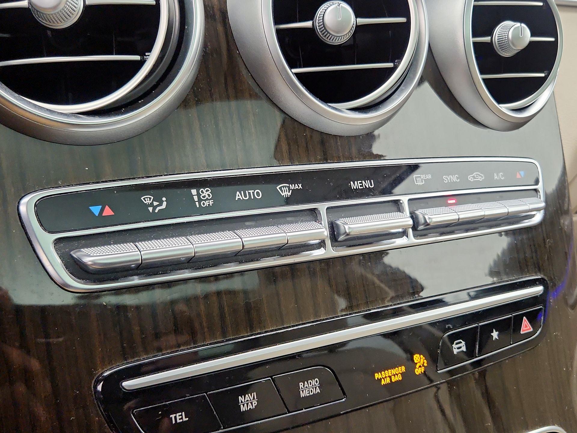 Thumbnail: 2022 Mercedes-Benz GLC - 16