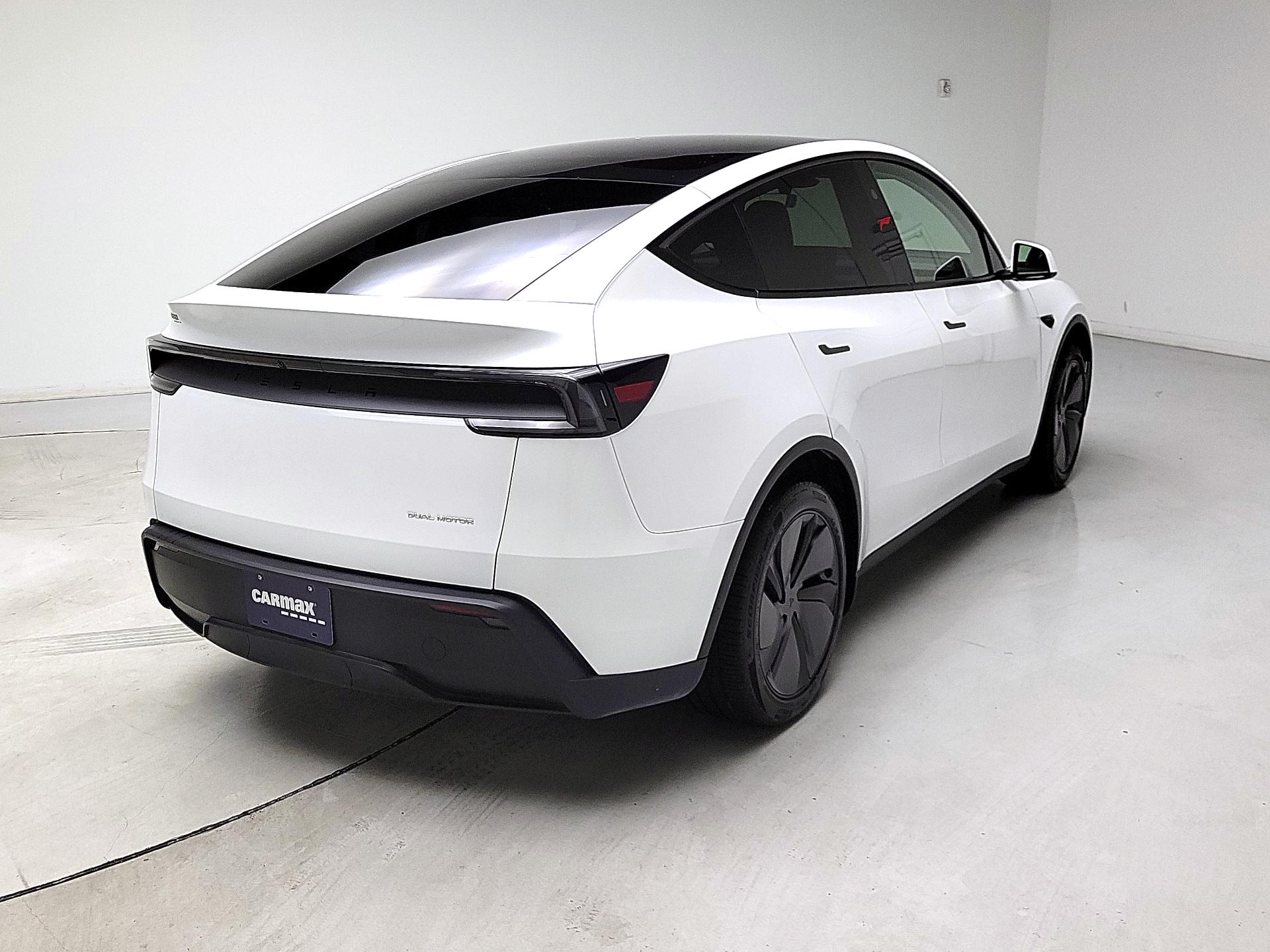 Thumbnail: 2026 Tesla Model Y - 5