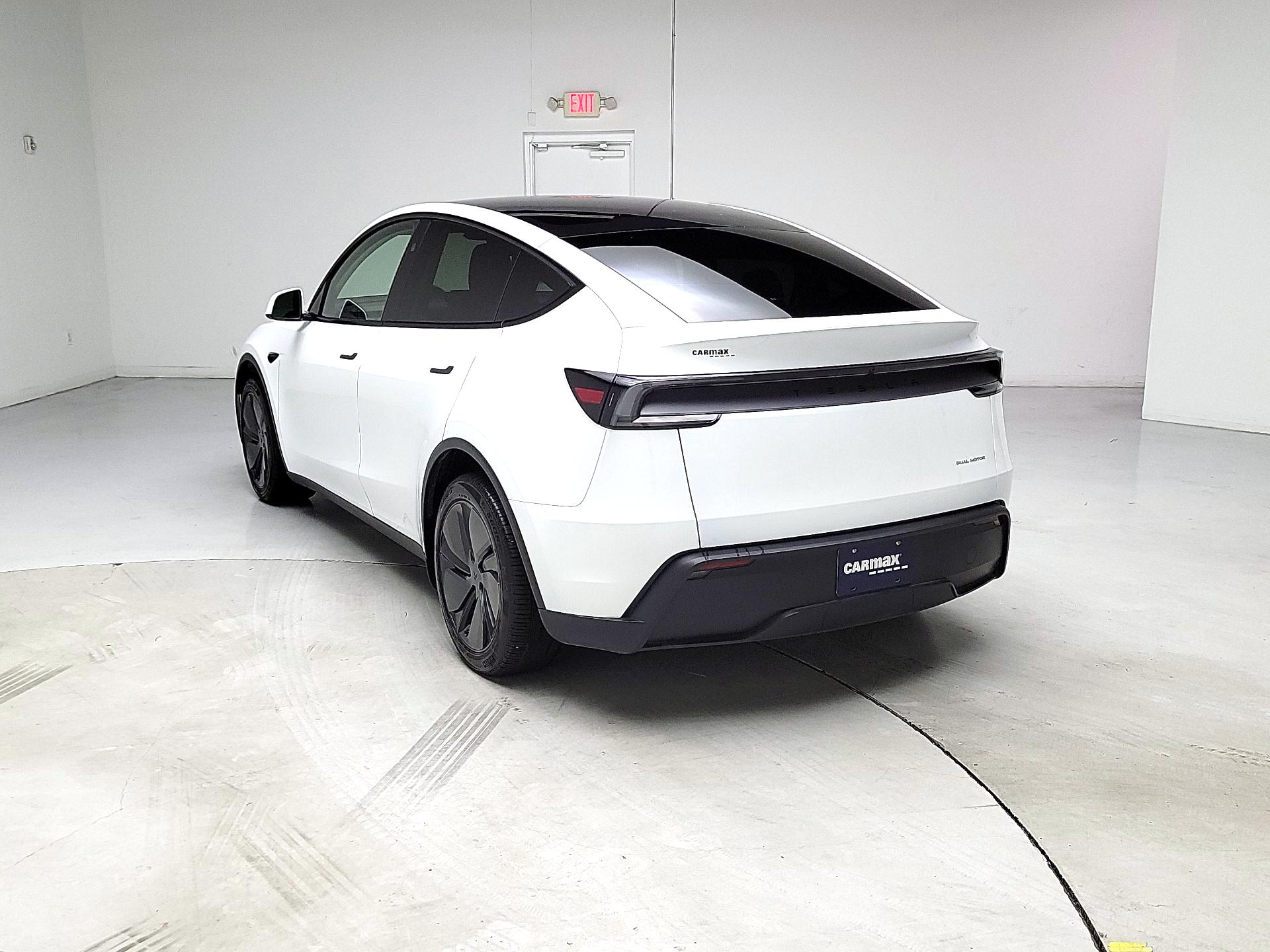 Thumbnail: 2026 Tesla Model Y - 7