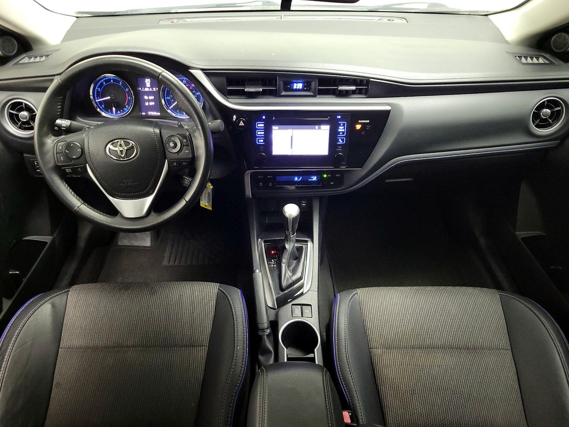 Thumbnail: 2017 Toyota Corolla - 9