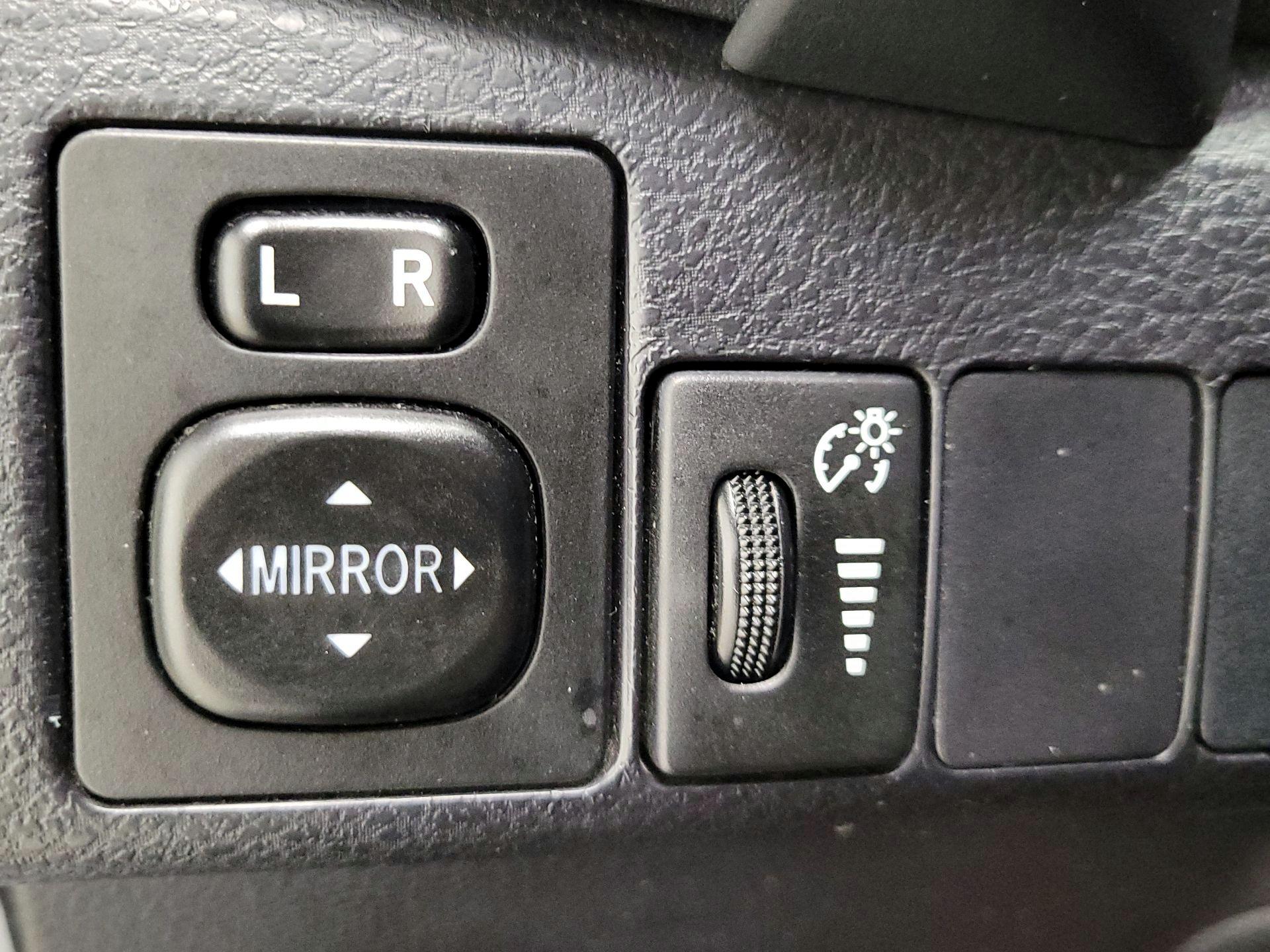 Thumbnail: 2017 Toyota Corolla - 13