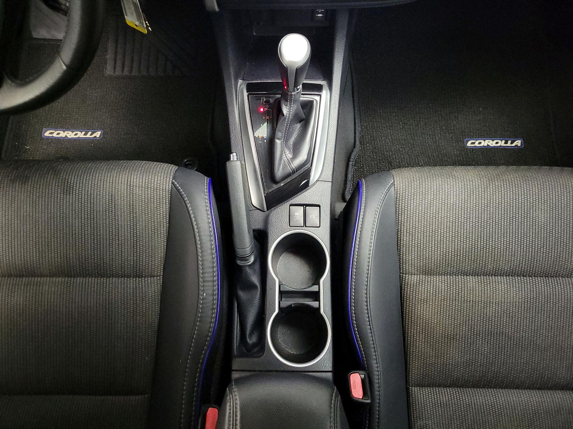 Thumbnail: 2017 Toyota Corolla - 17