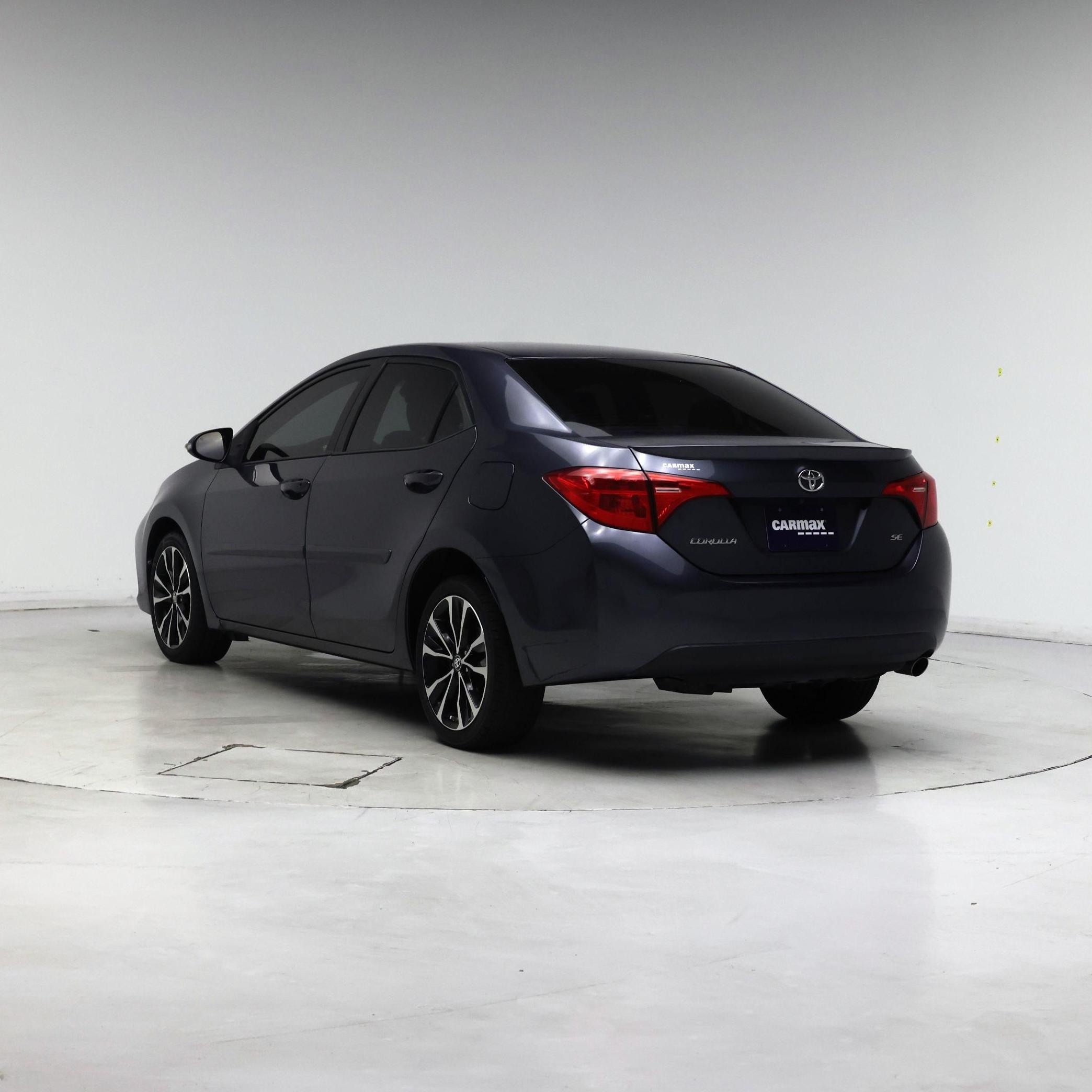 Thumbnail: 2017 Toyota Corolla - 2