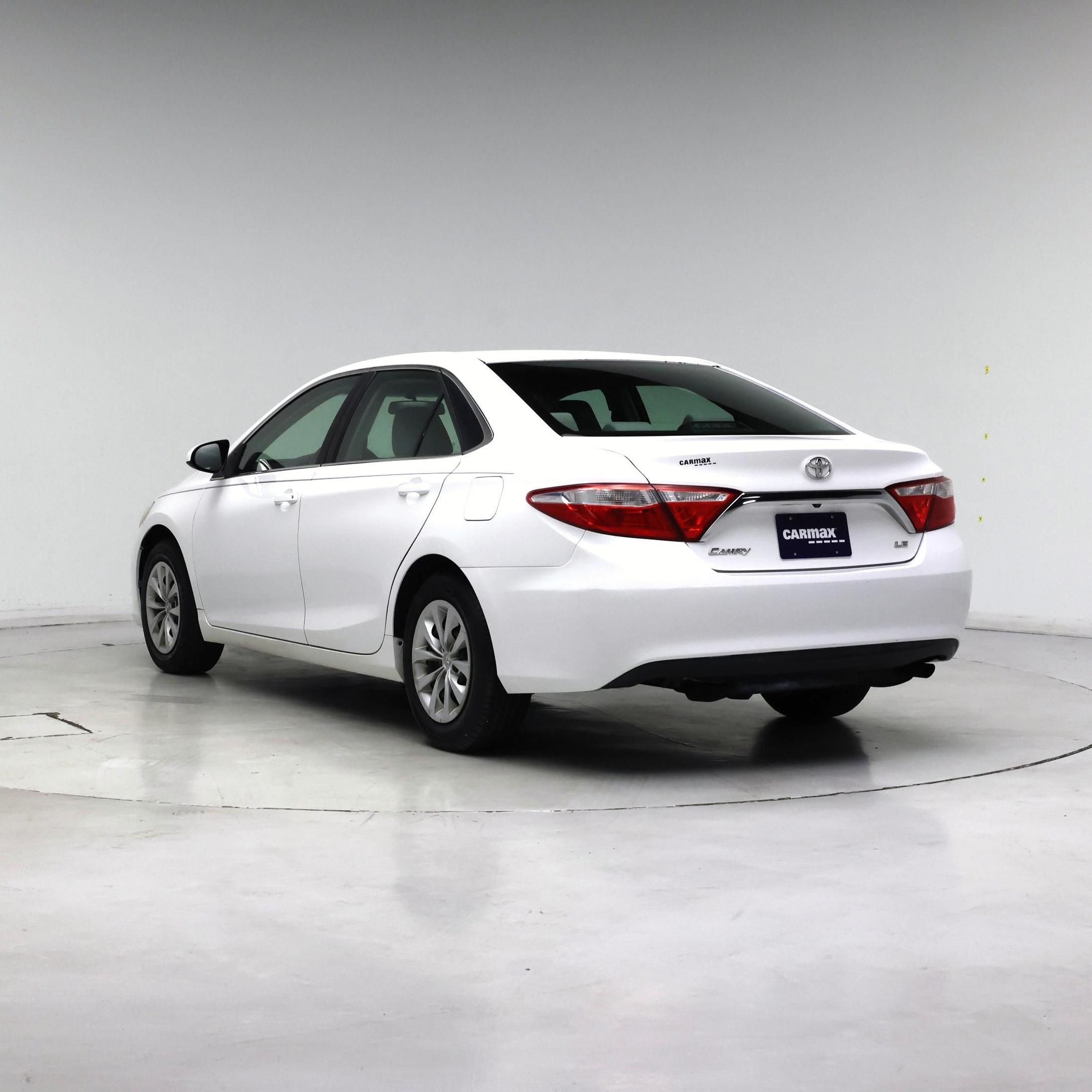 Thumbnail: 2015 Toyota Camry - 2