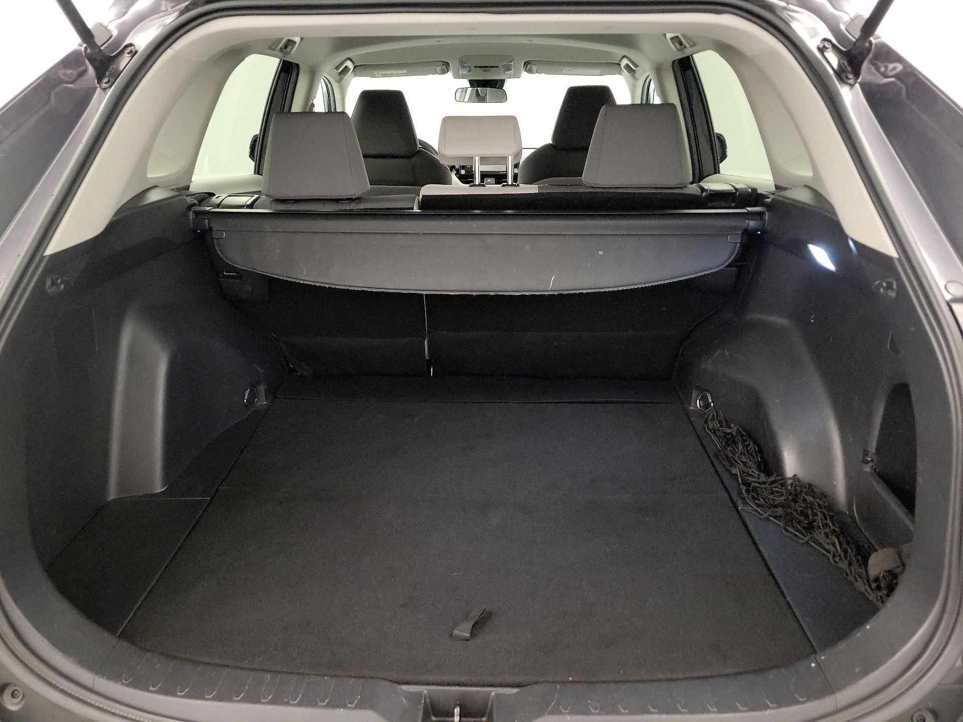 Thumbnail: 2021 Toyota RAV4 - 20