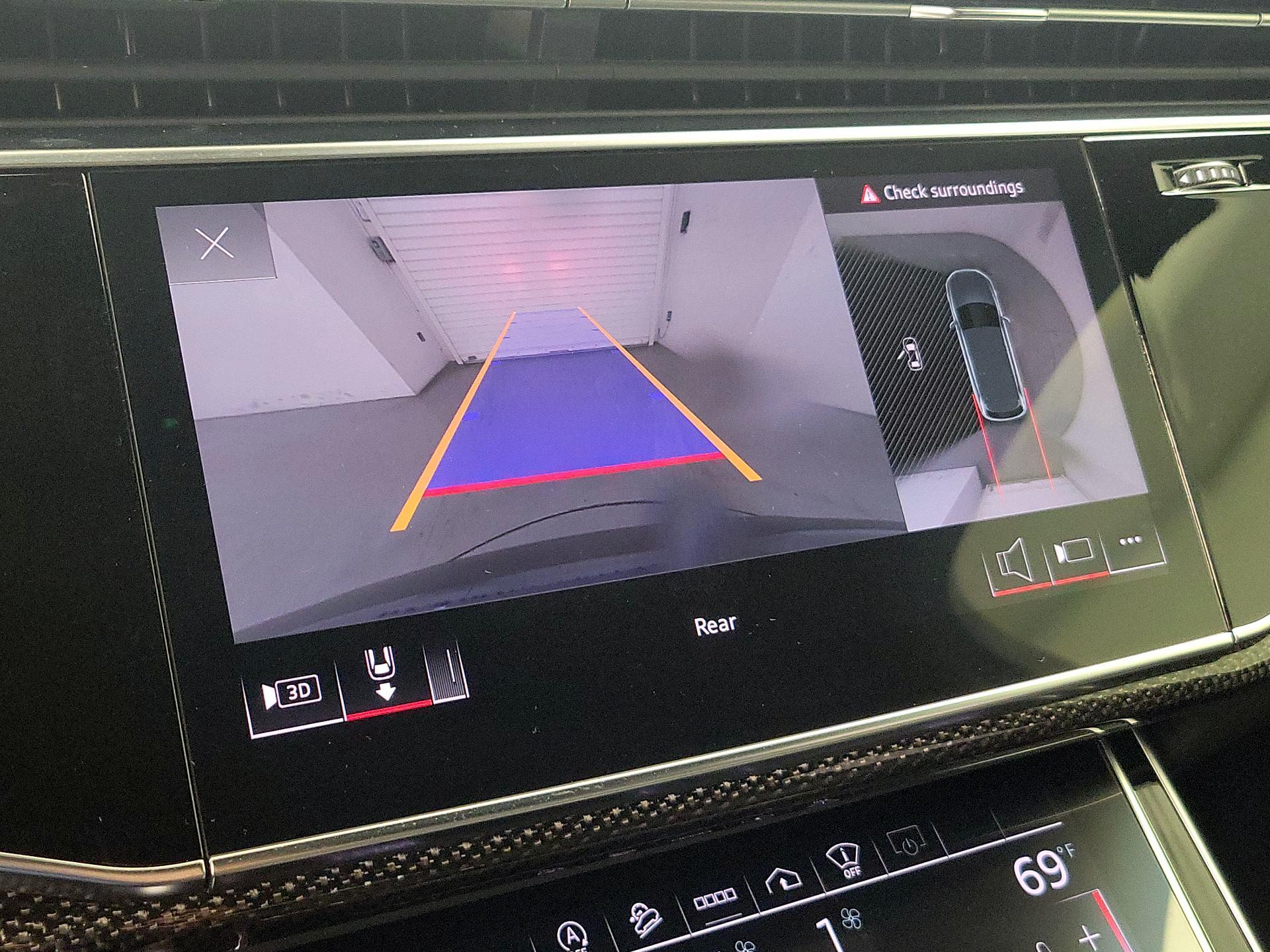 Thumbnail: 2021 Audi SQ7 - 14