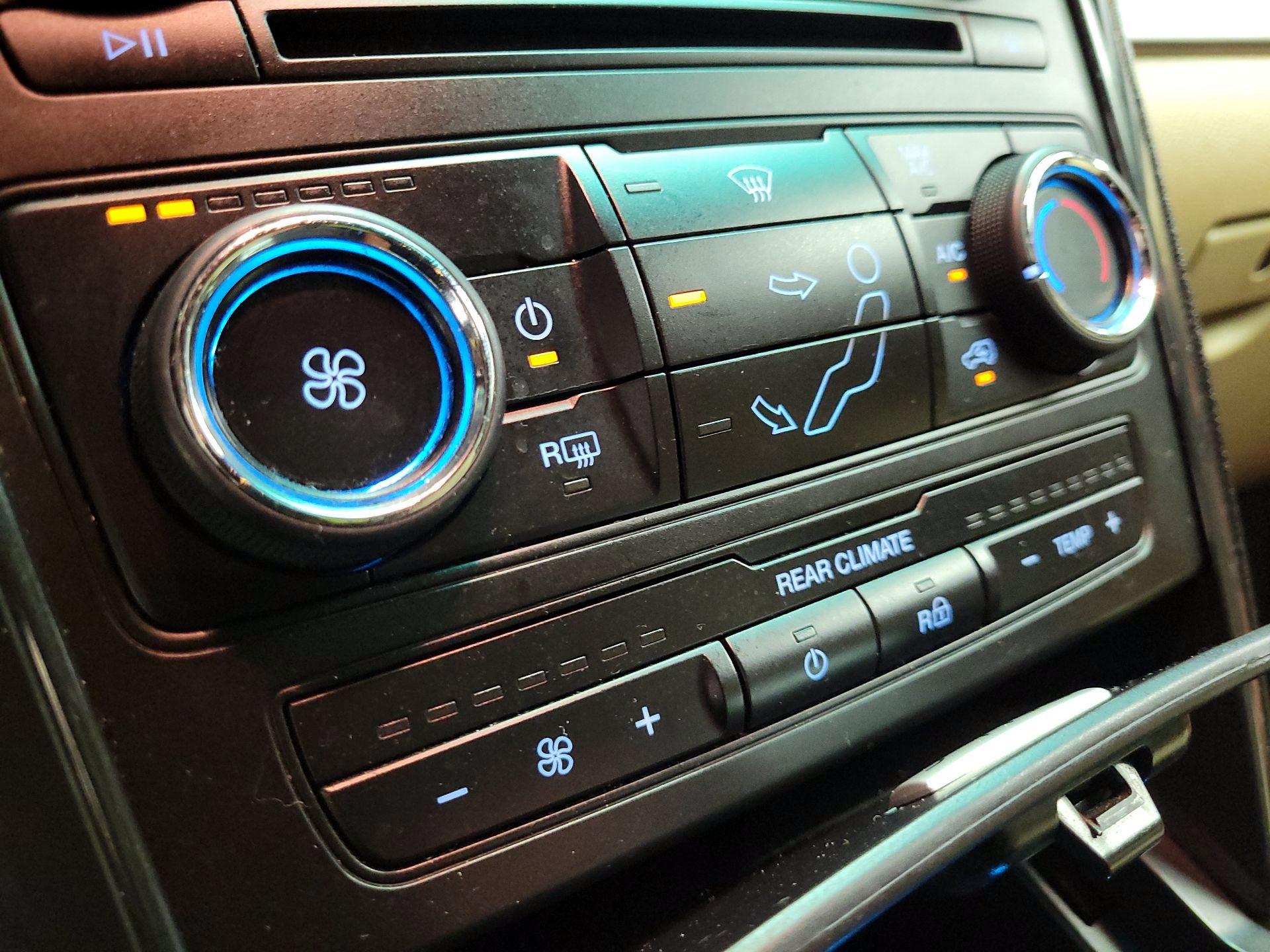 Thumbnail: 2017 Ford Explorer - 16