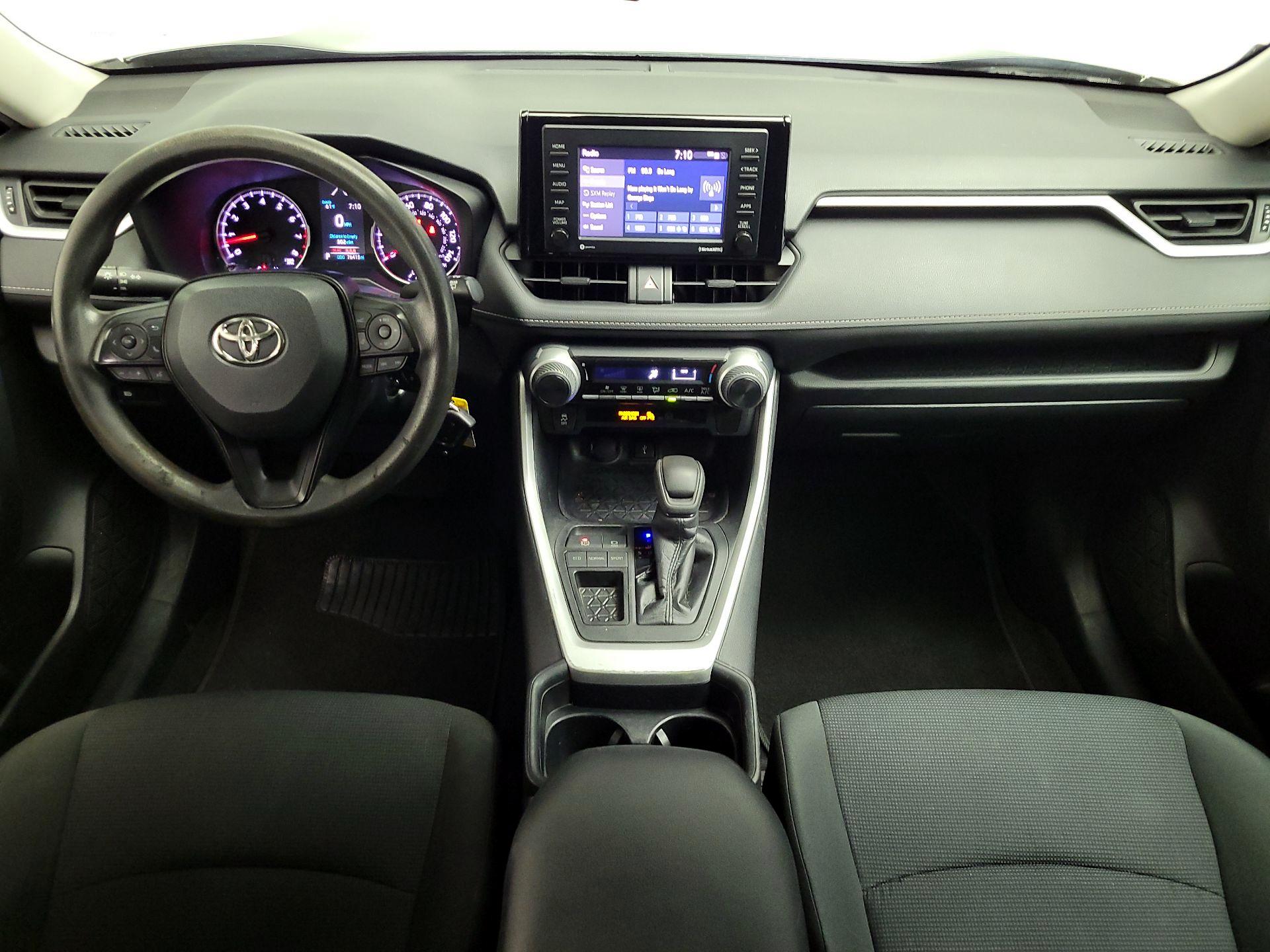 Thumbnail: 2020 Toyota RAV4 - 9