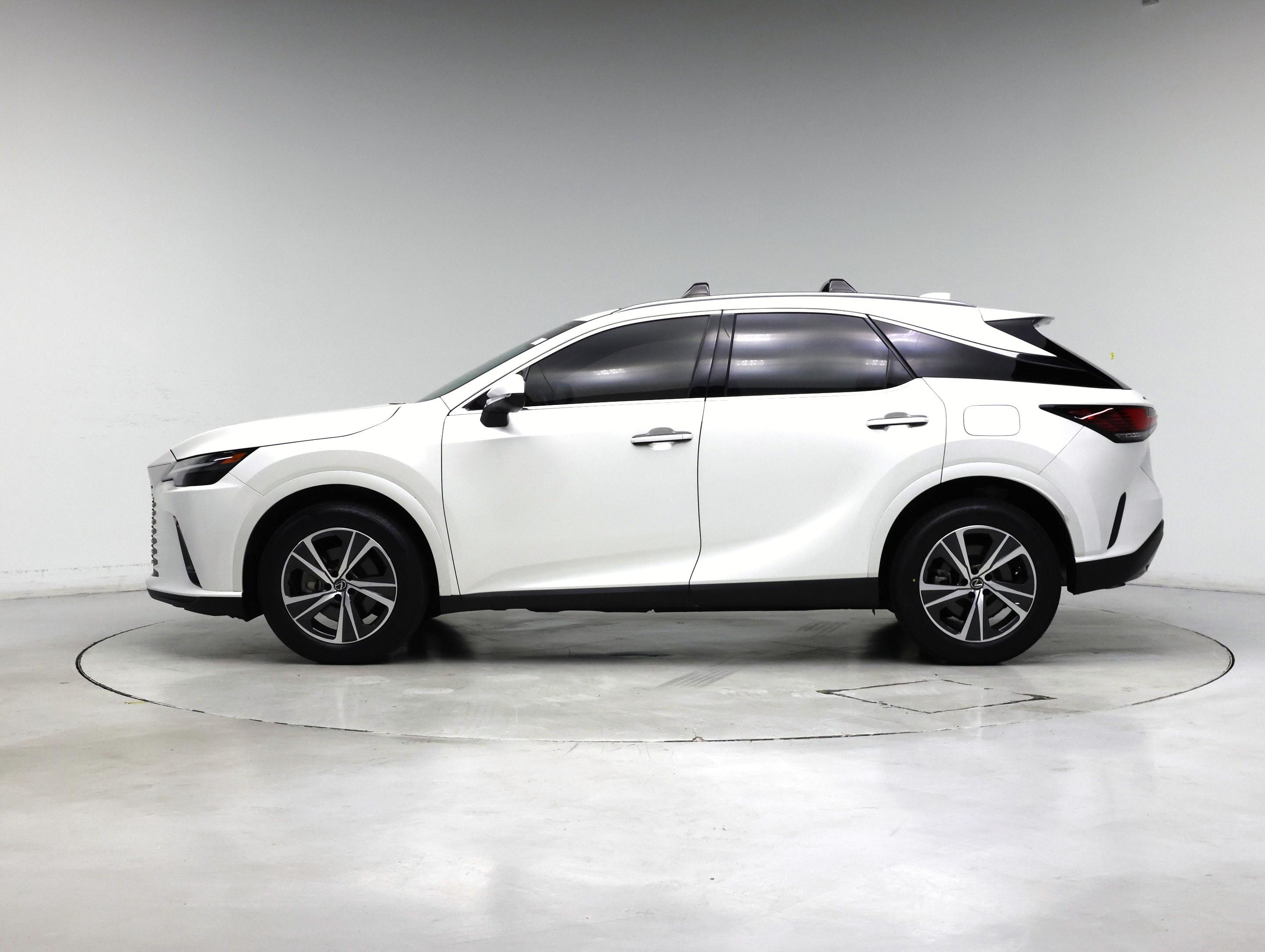 Thumbnail: 2024 Lexus RX - 3