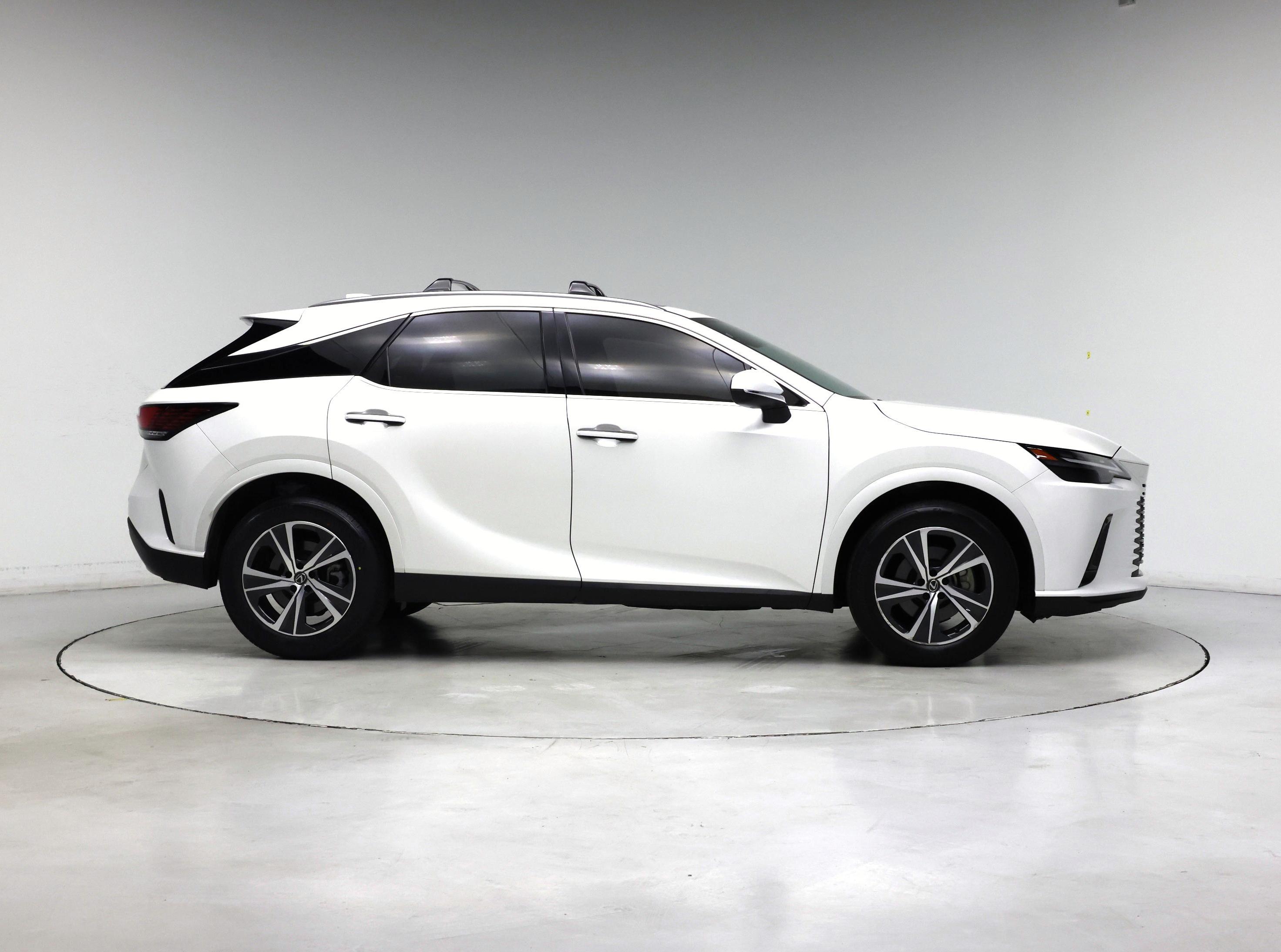 Thumbnail: 2024 Lexus RX - 7