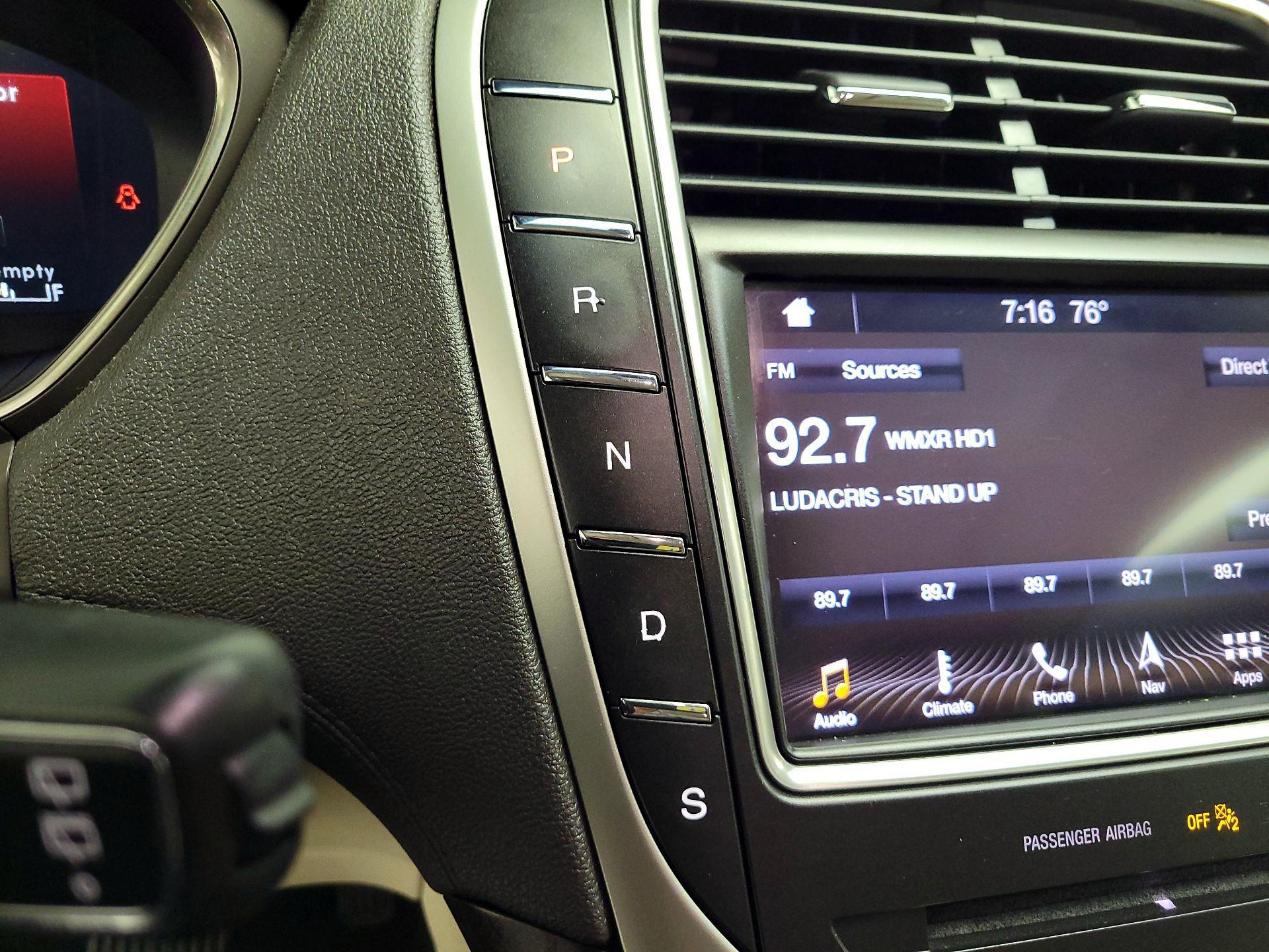 Thumbnail: 2019 Lincoln Nautilus - 18