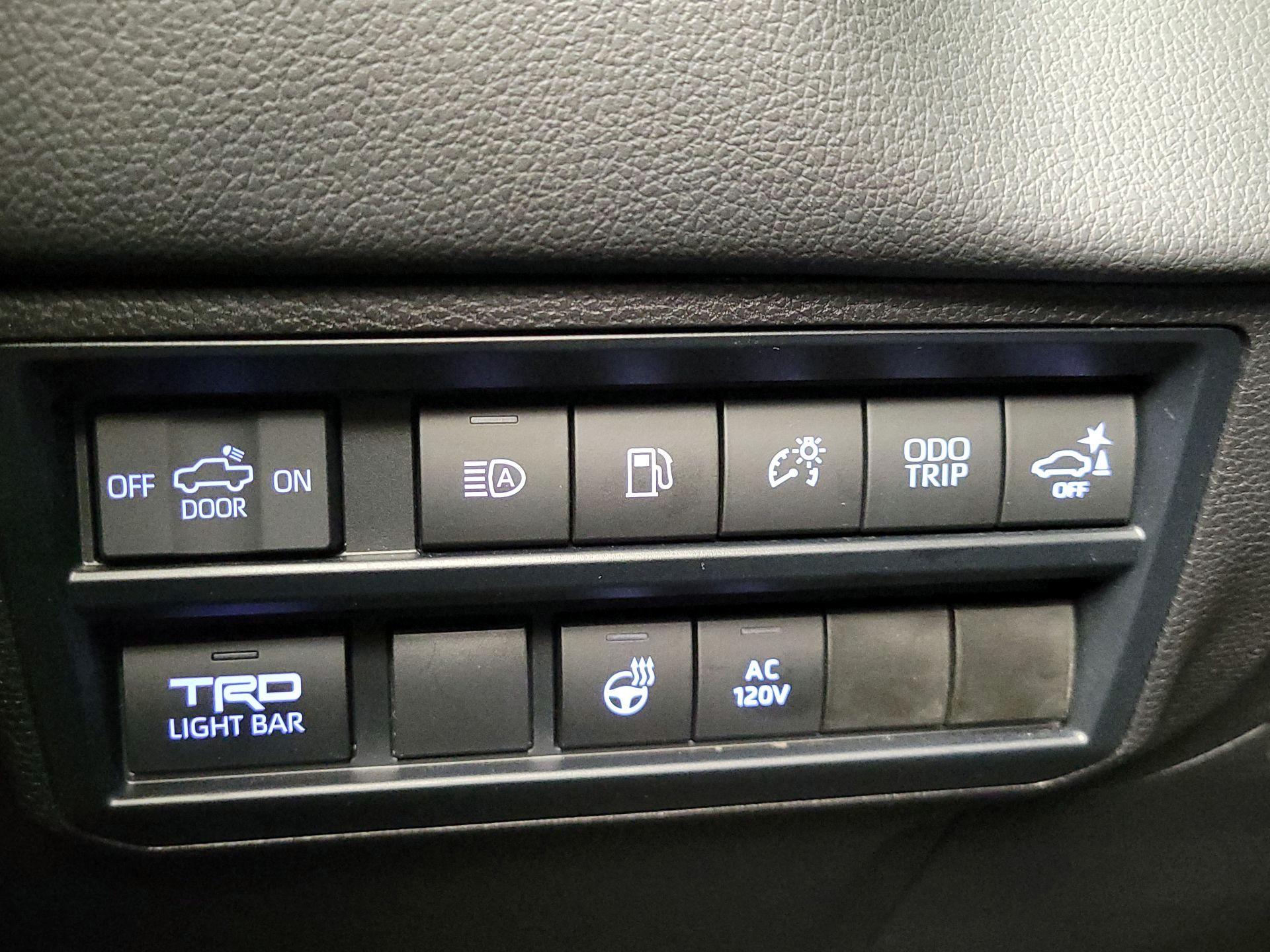 Thumbnail: 2024 Toyota Tundra - 11