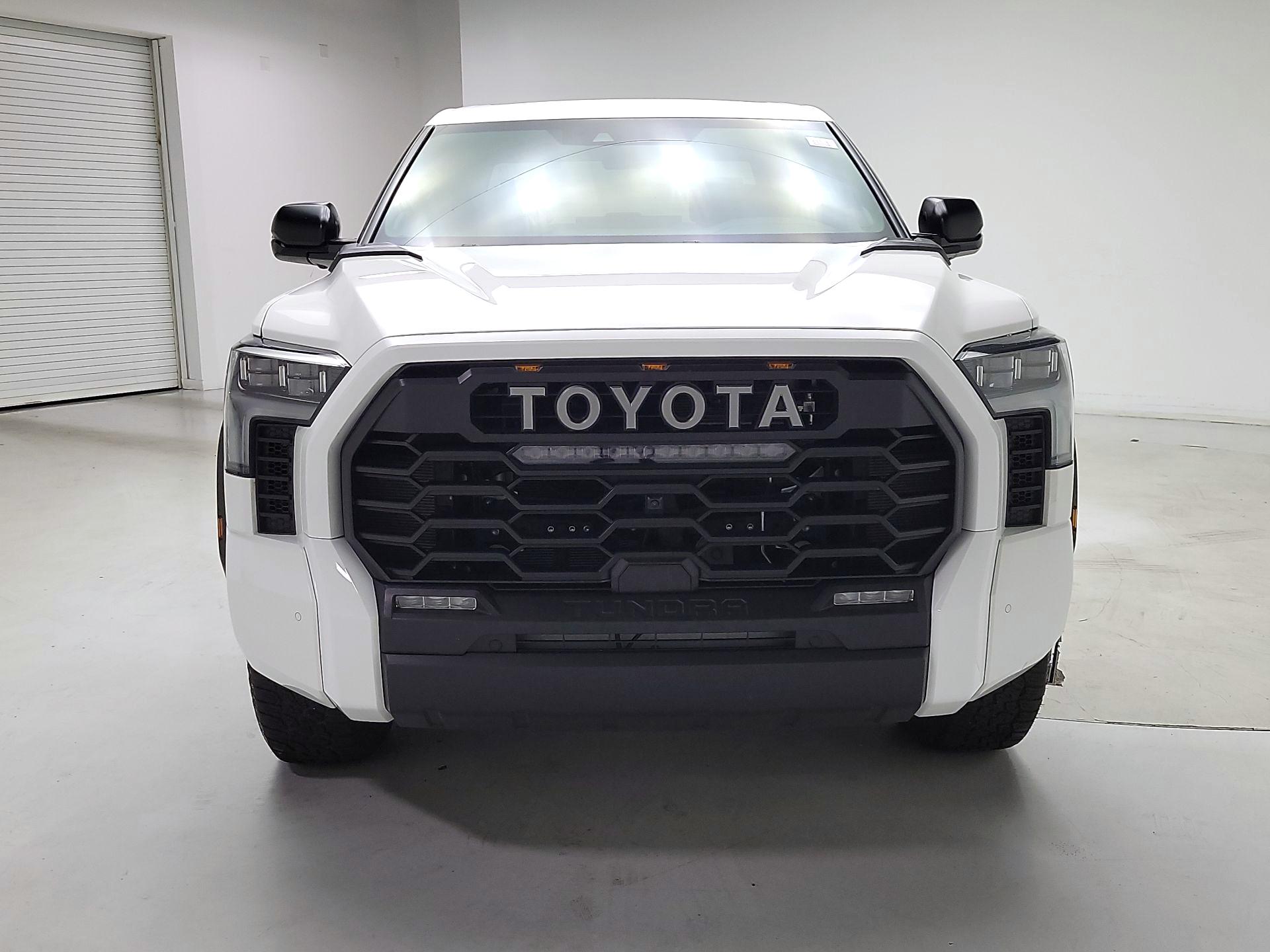 Thumbnail: 2024 Toyota Tundra - 2