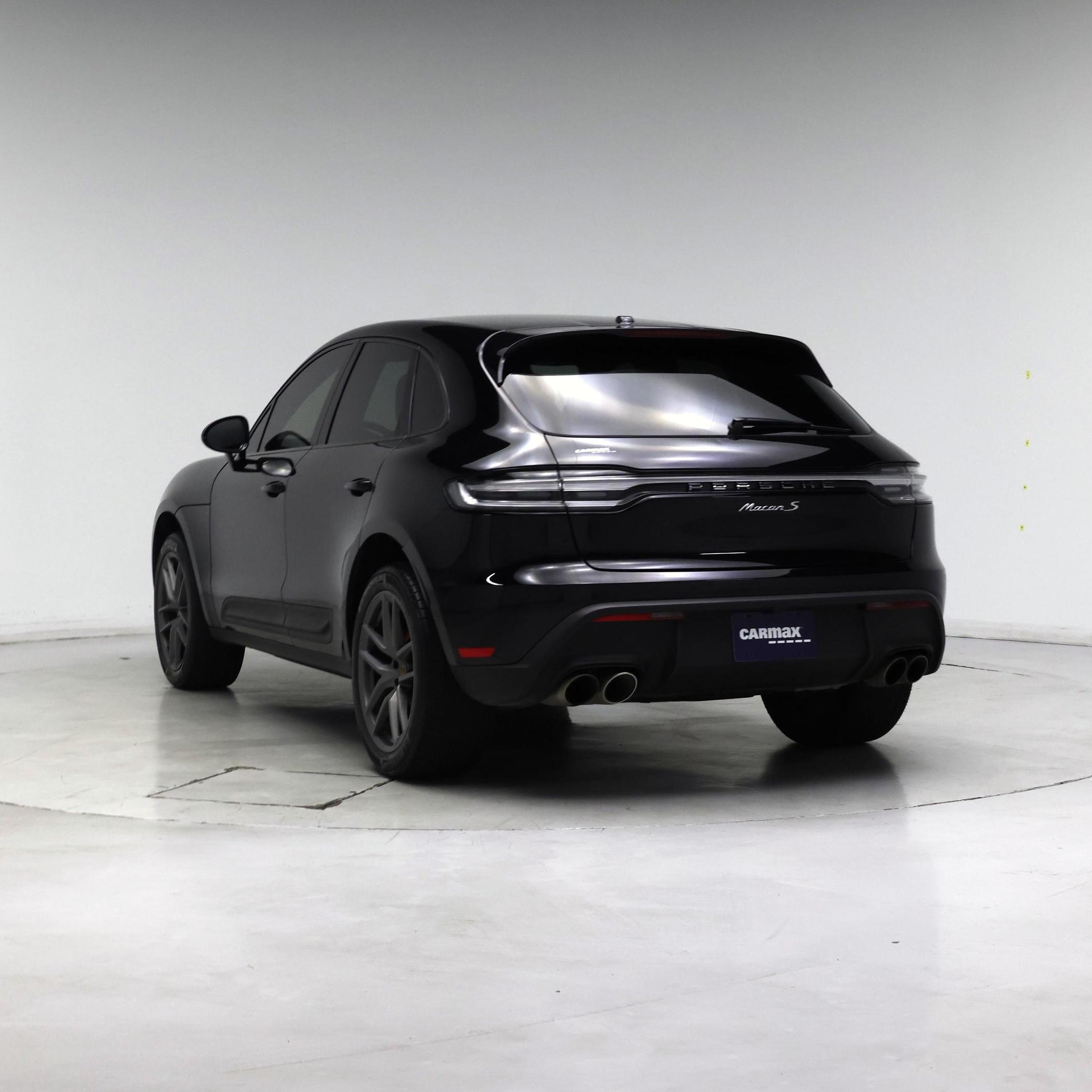 Thumbnail: 2023 Porsche Macan - 2
