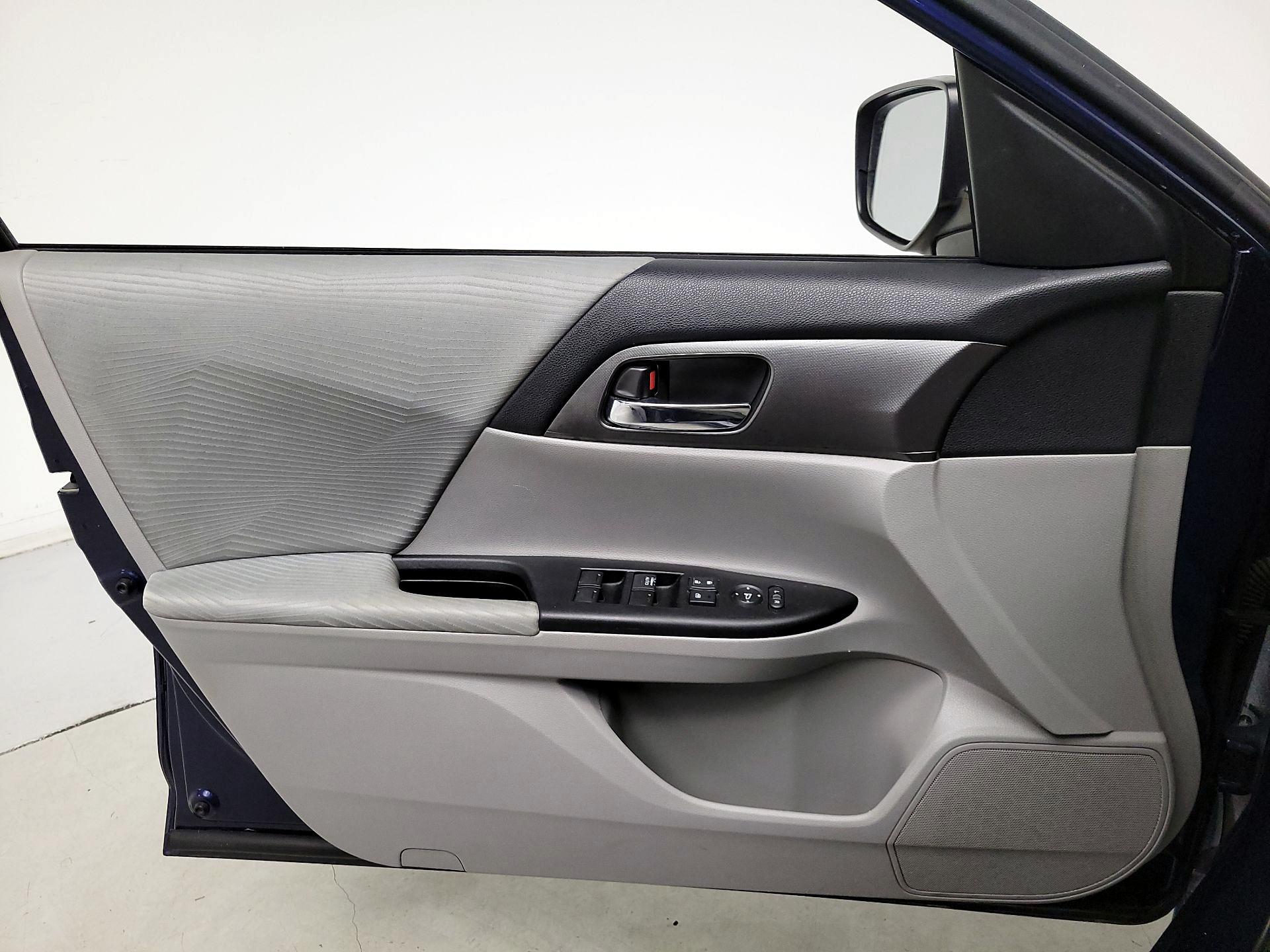 Thumbnail: 2014 Honda Accord - 12