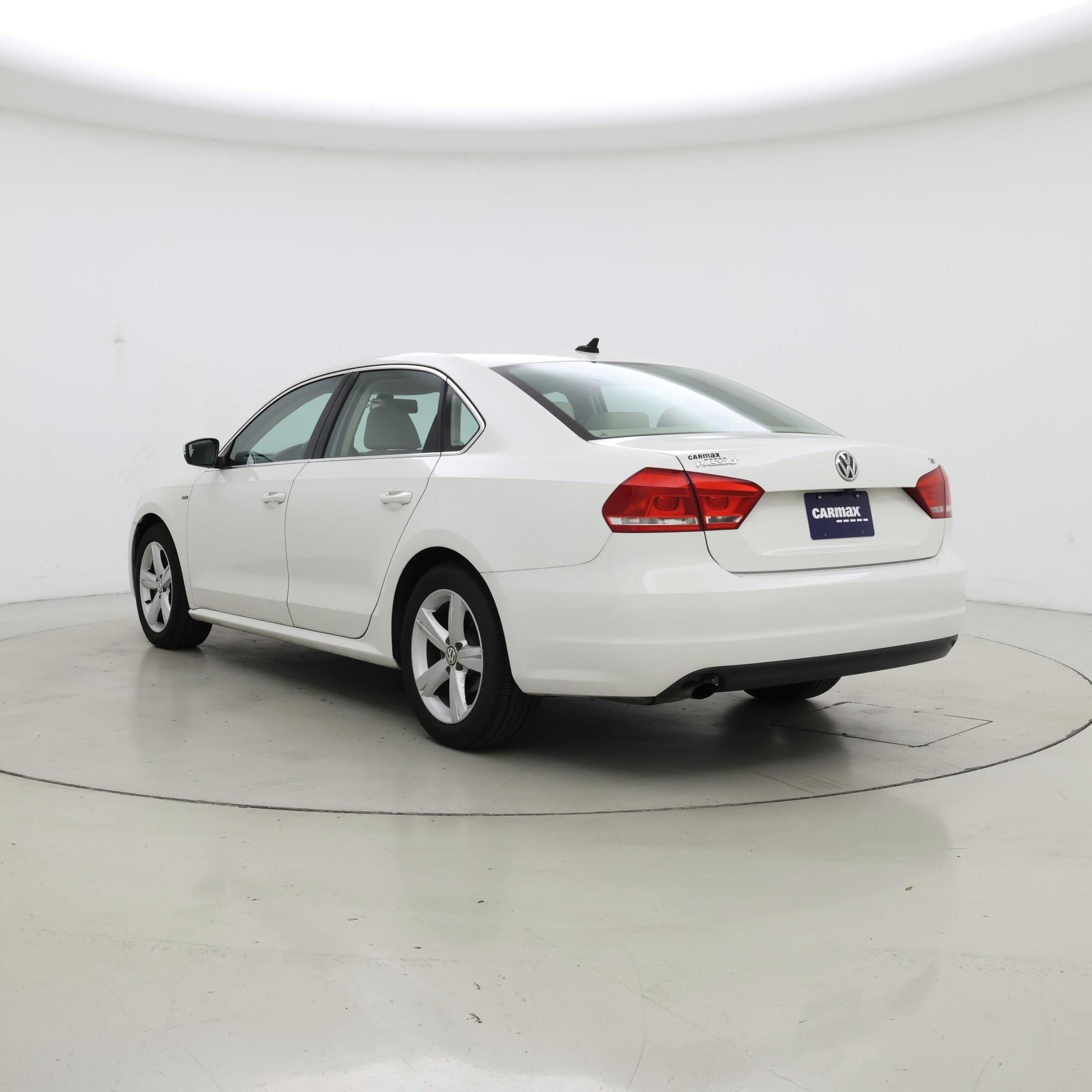 Thumbnail: 2015 Volkswagen Passat - 2