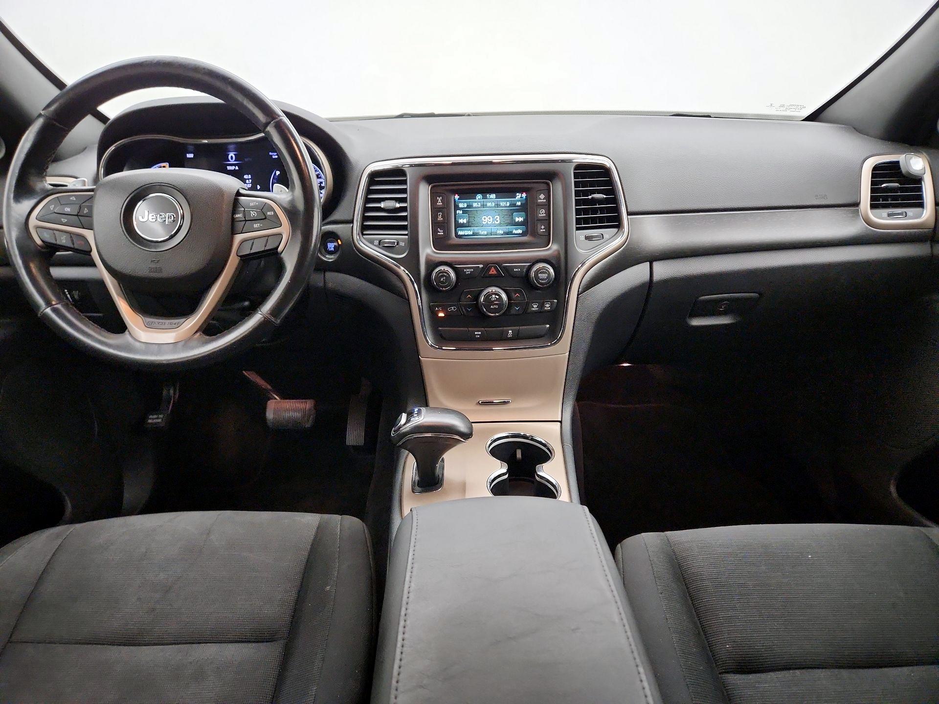 Thumbnail: 2015 Jeep Grand Cherokee - 9
