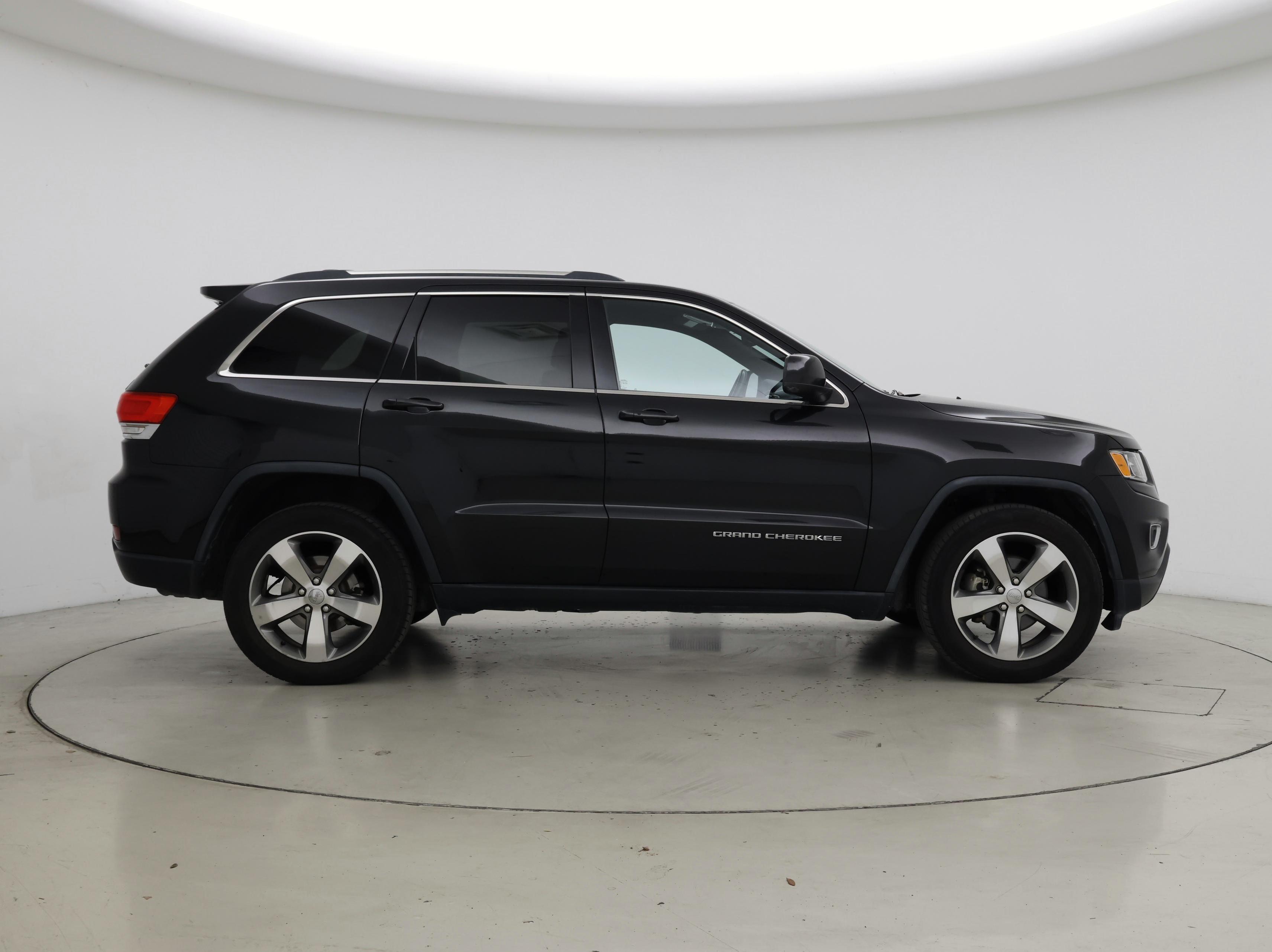 Thumbnail: 2015 Jeep Grand Cherokee - 7