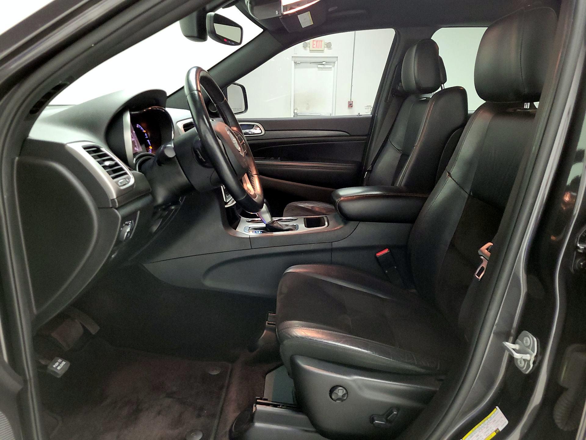 Thumbnail: 2018 Jeep Grand Cherokee - 11