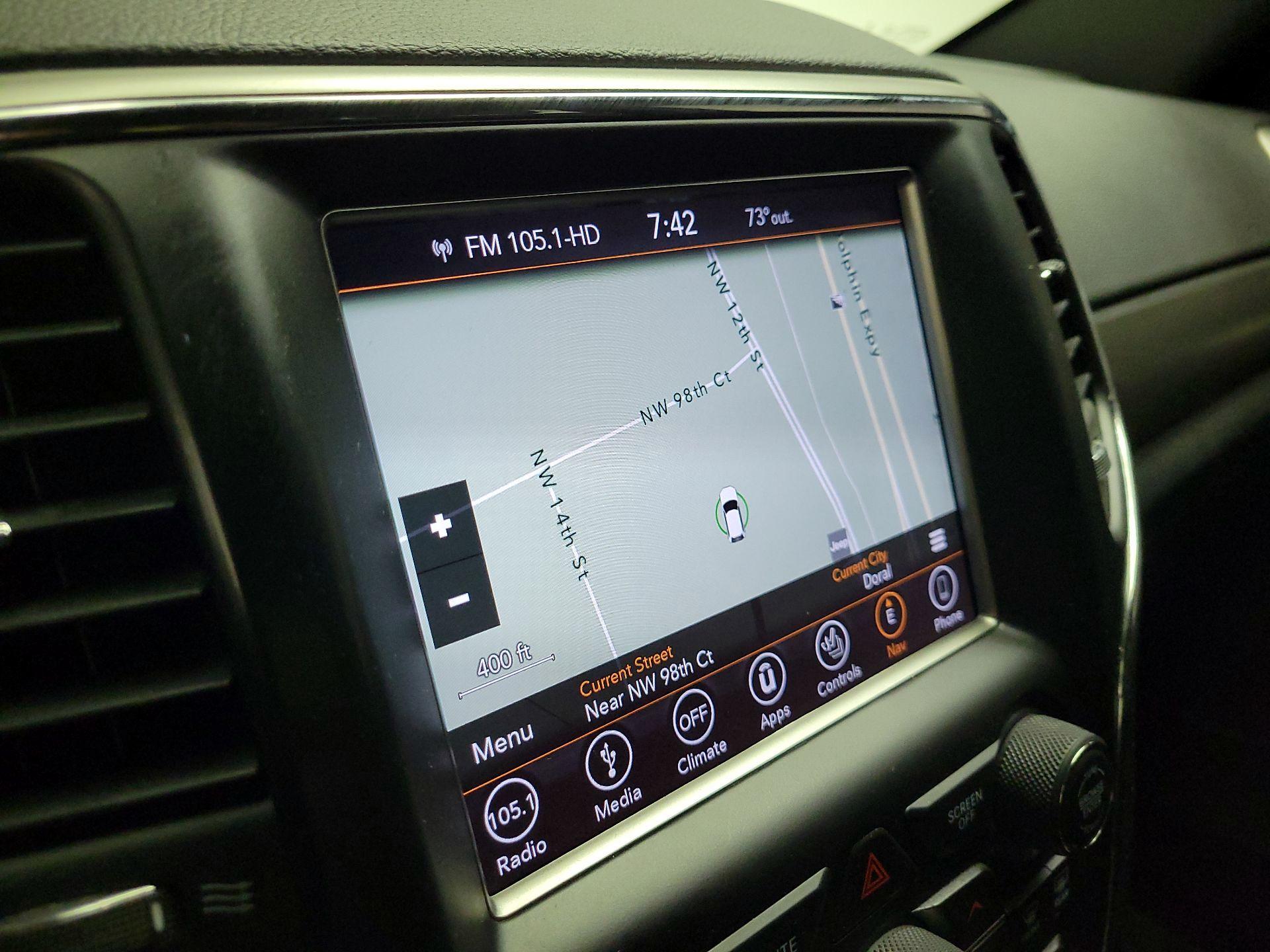 Thumbnail: 2018 Jeep Grand Cherokee - 14