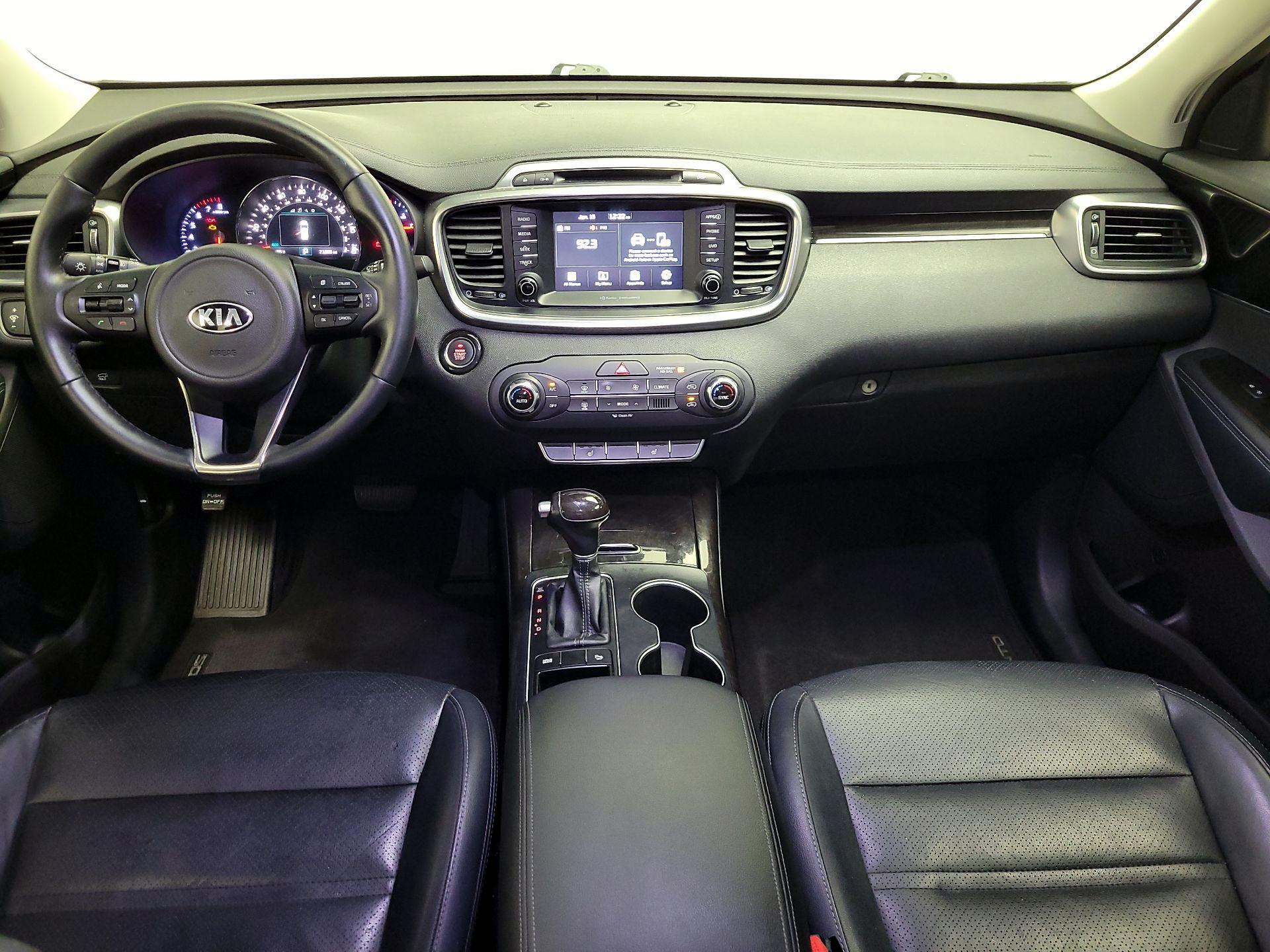 Thumbnail: 2018 Kia Sorento - 9