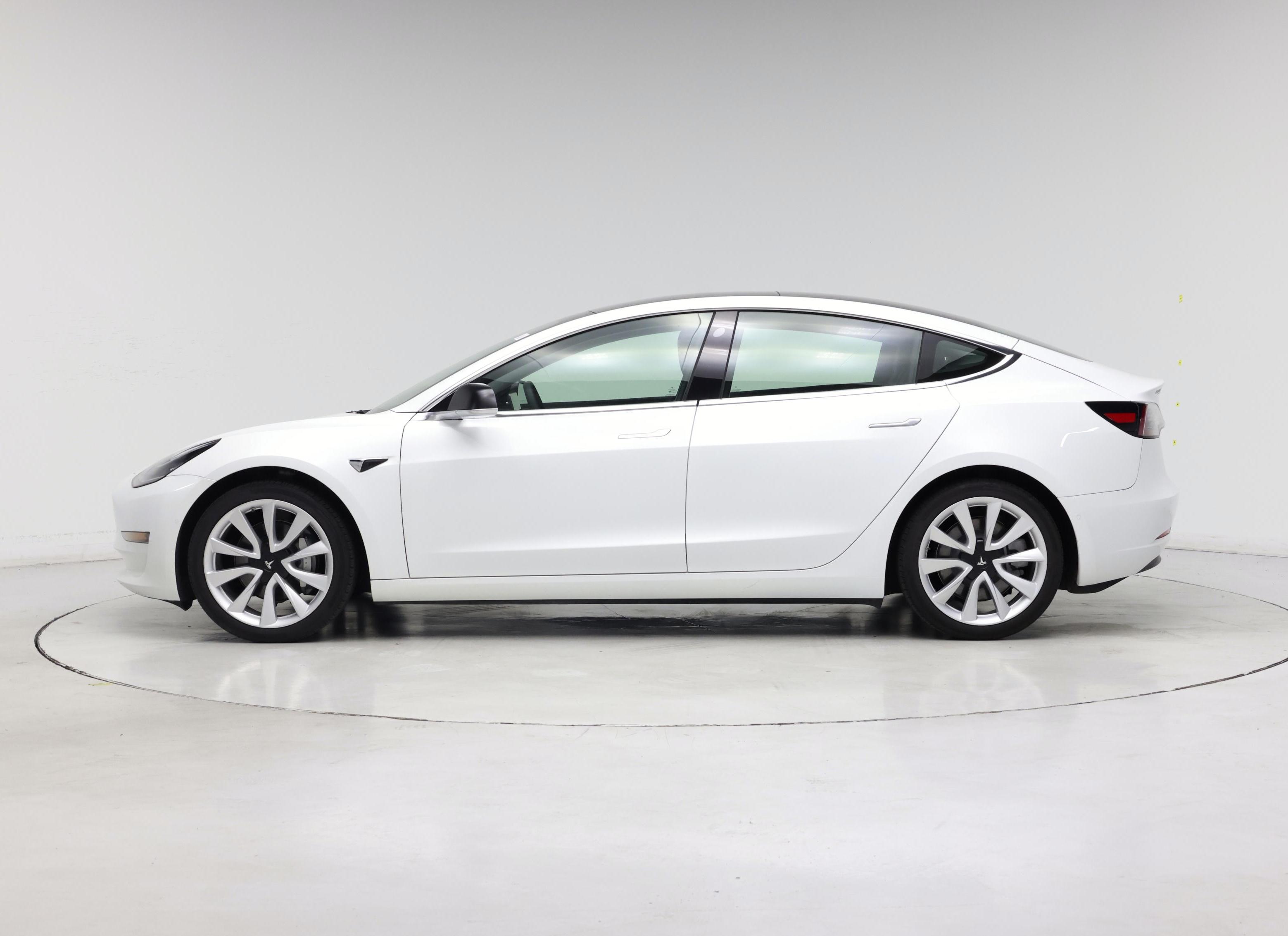 Thumbnail: 2020 Tesla Model 3 - 3
