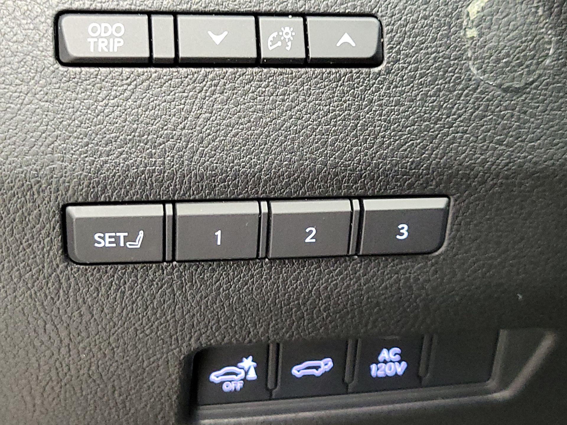 Thumbnail: 2024 Lexus GX - 13