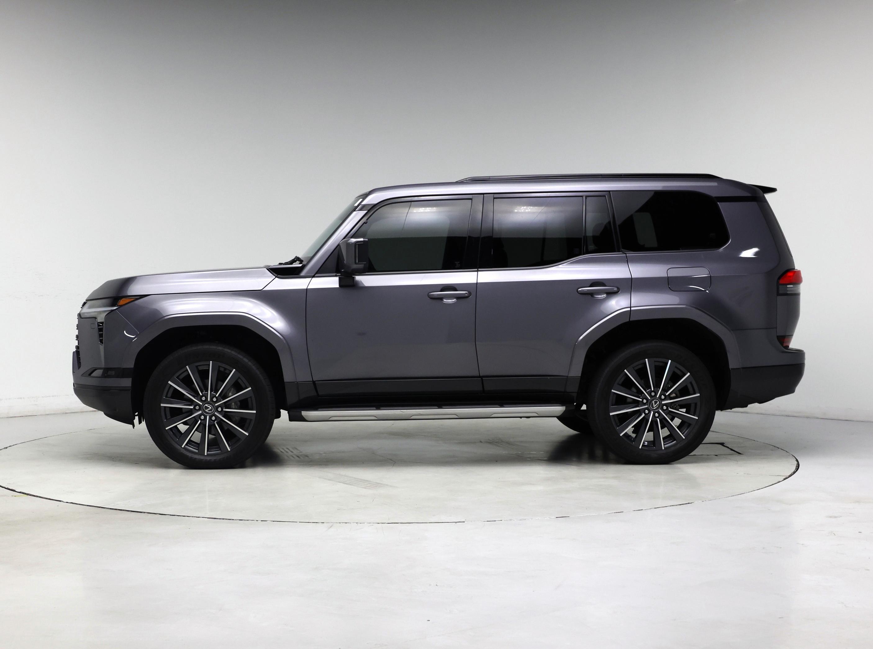 Thumbnail: 2024 Lexus GX - 3