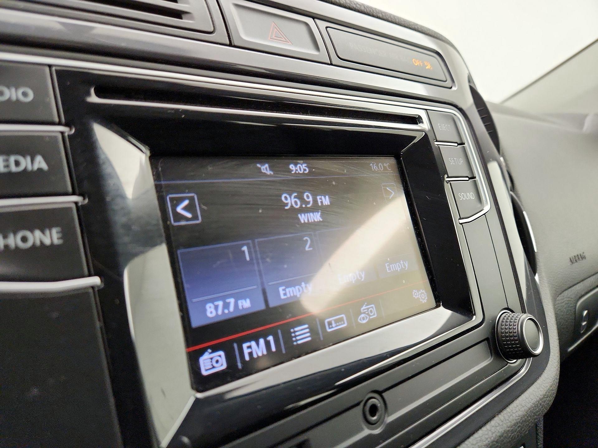 Thumbnail: 2018 Volkswagen Tiguan - 15