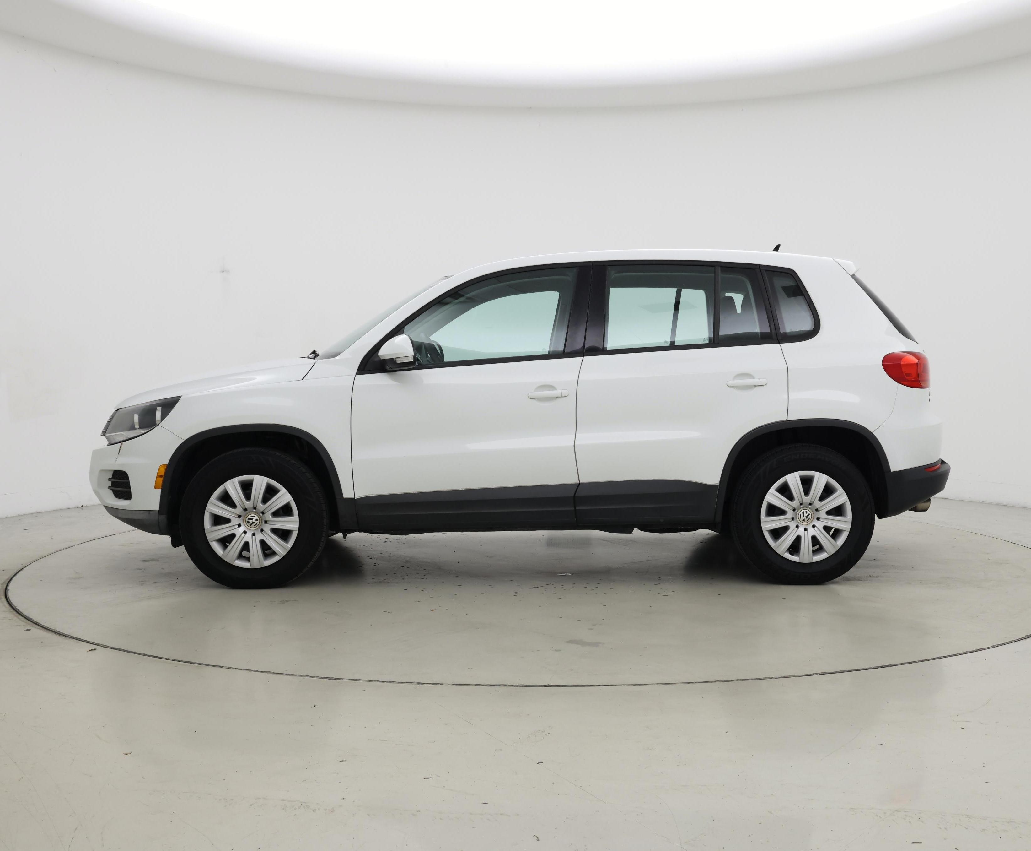 Thumbnail: 2018 Volkswagen Tiguan - 3