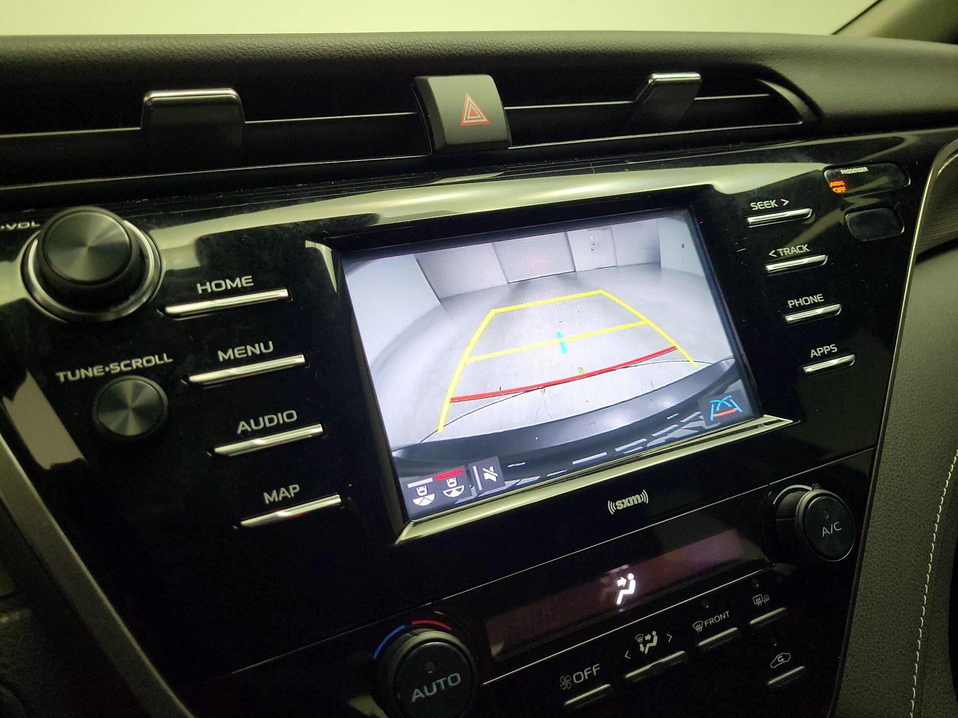 Thumbnail: 2020 Toyota Camry - 14