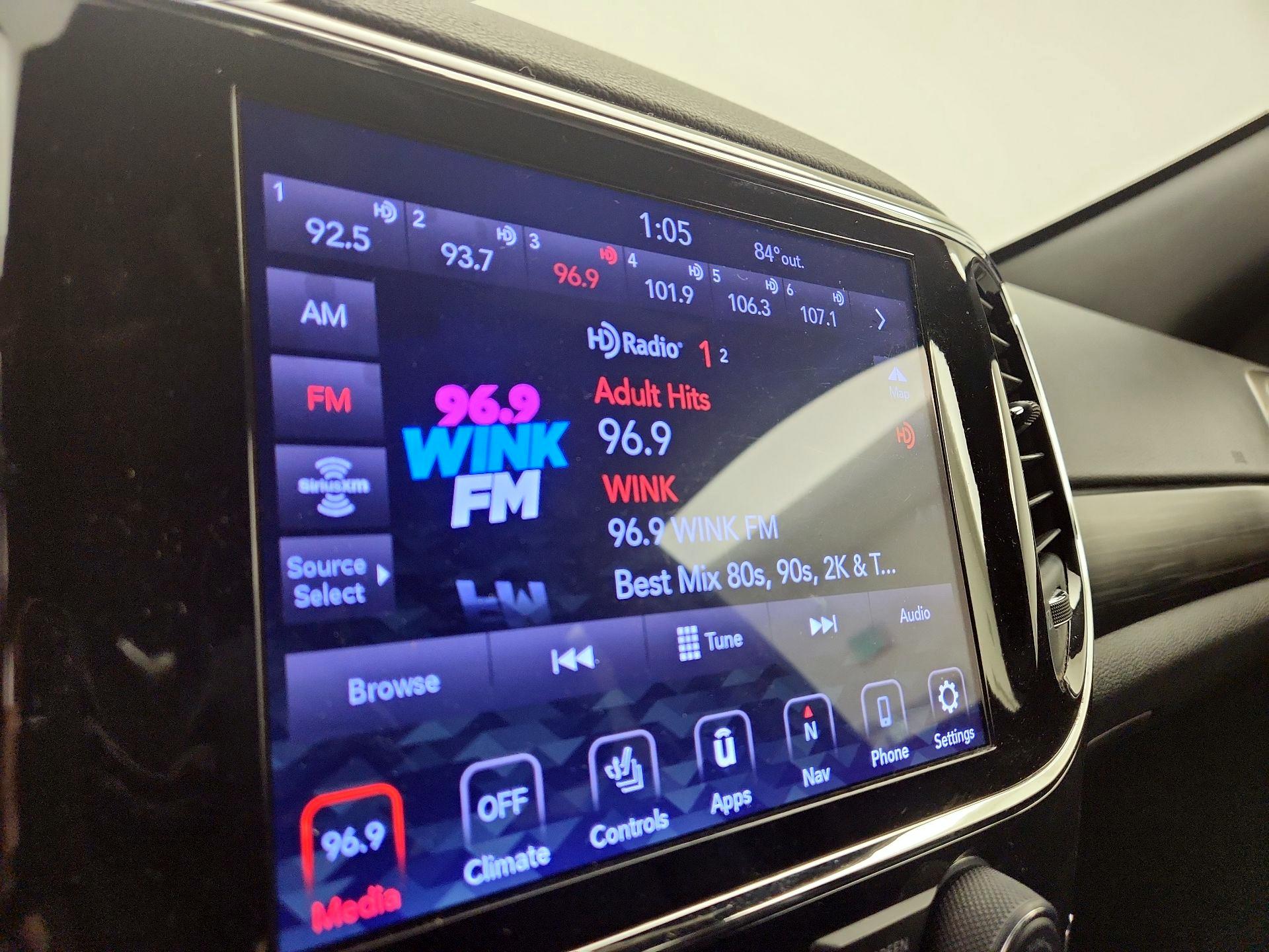 Thumbnail: 2021 Jeep Grand Cherokee - 16