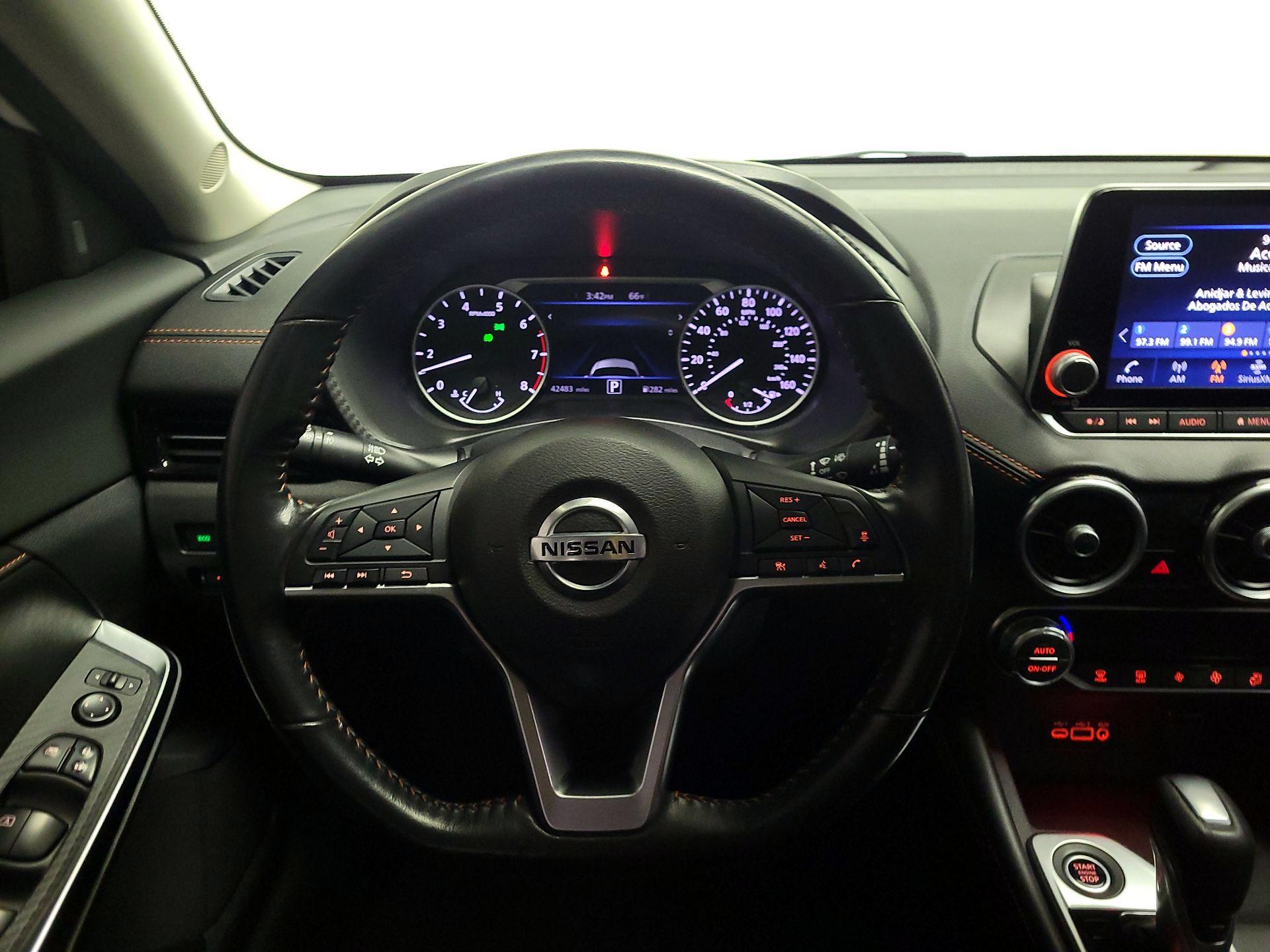 Thumbnail: 2022 Nissan Sentra - 10