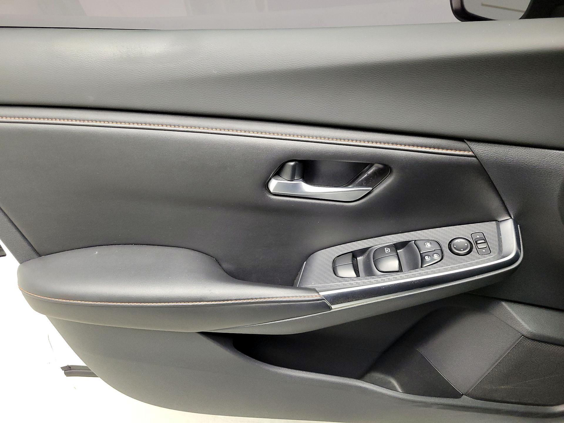 Thumbnail: 2022 Nissan Sentra - 12