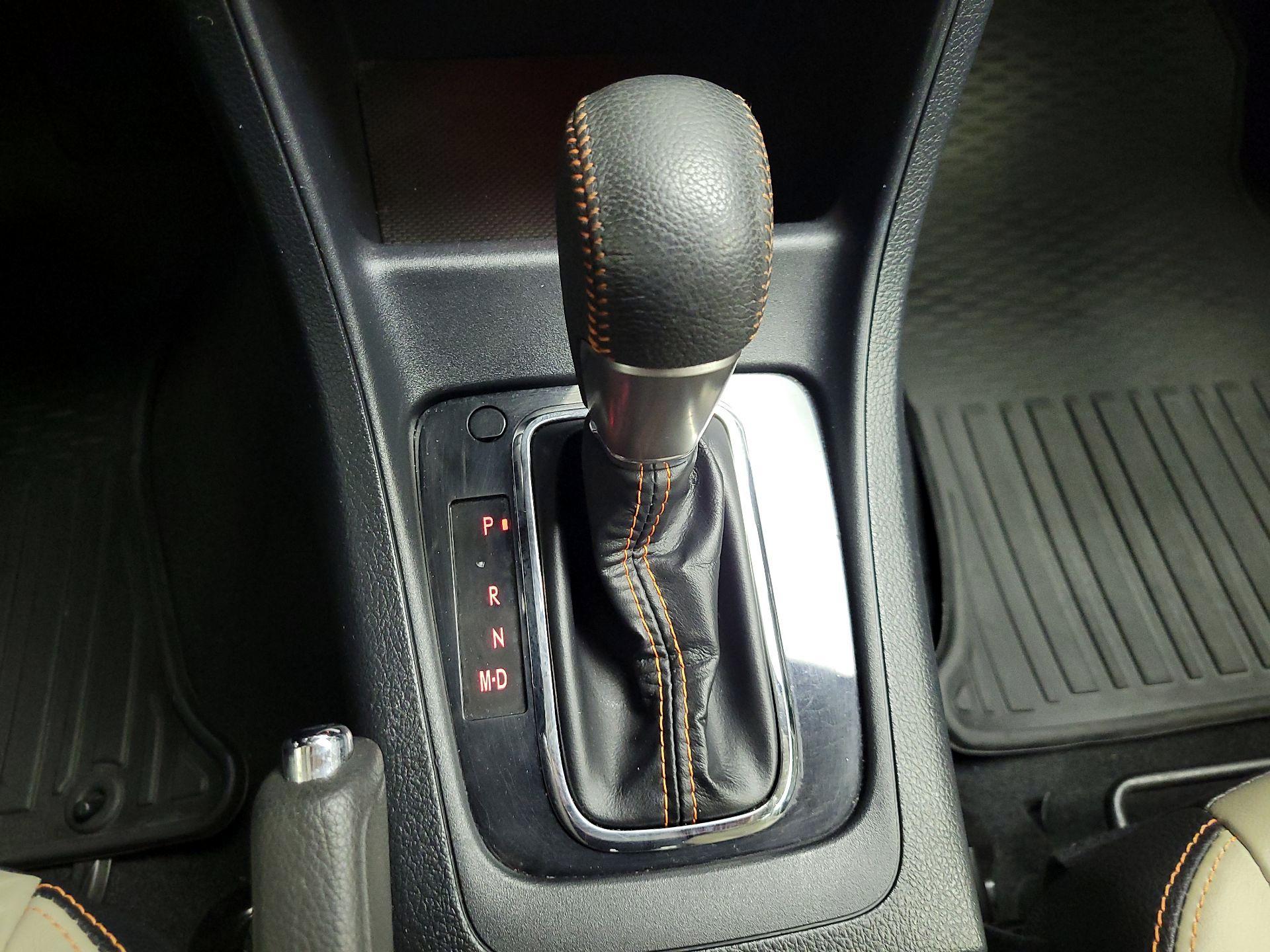 Thumbnail: 2017 Subaru Crosstrek - 18