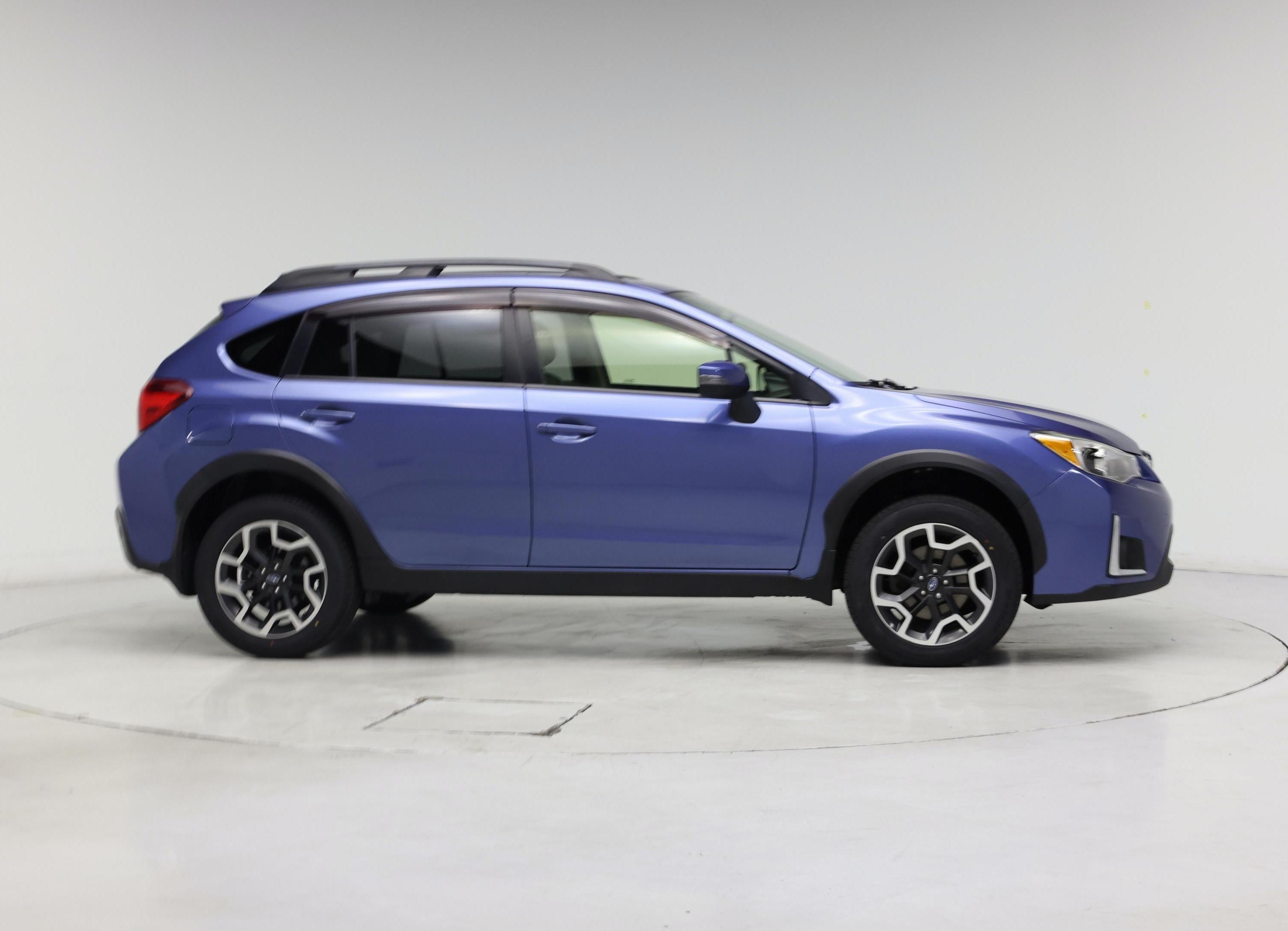 Thumbnail: 2017 Subaru Crosstrek - 7