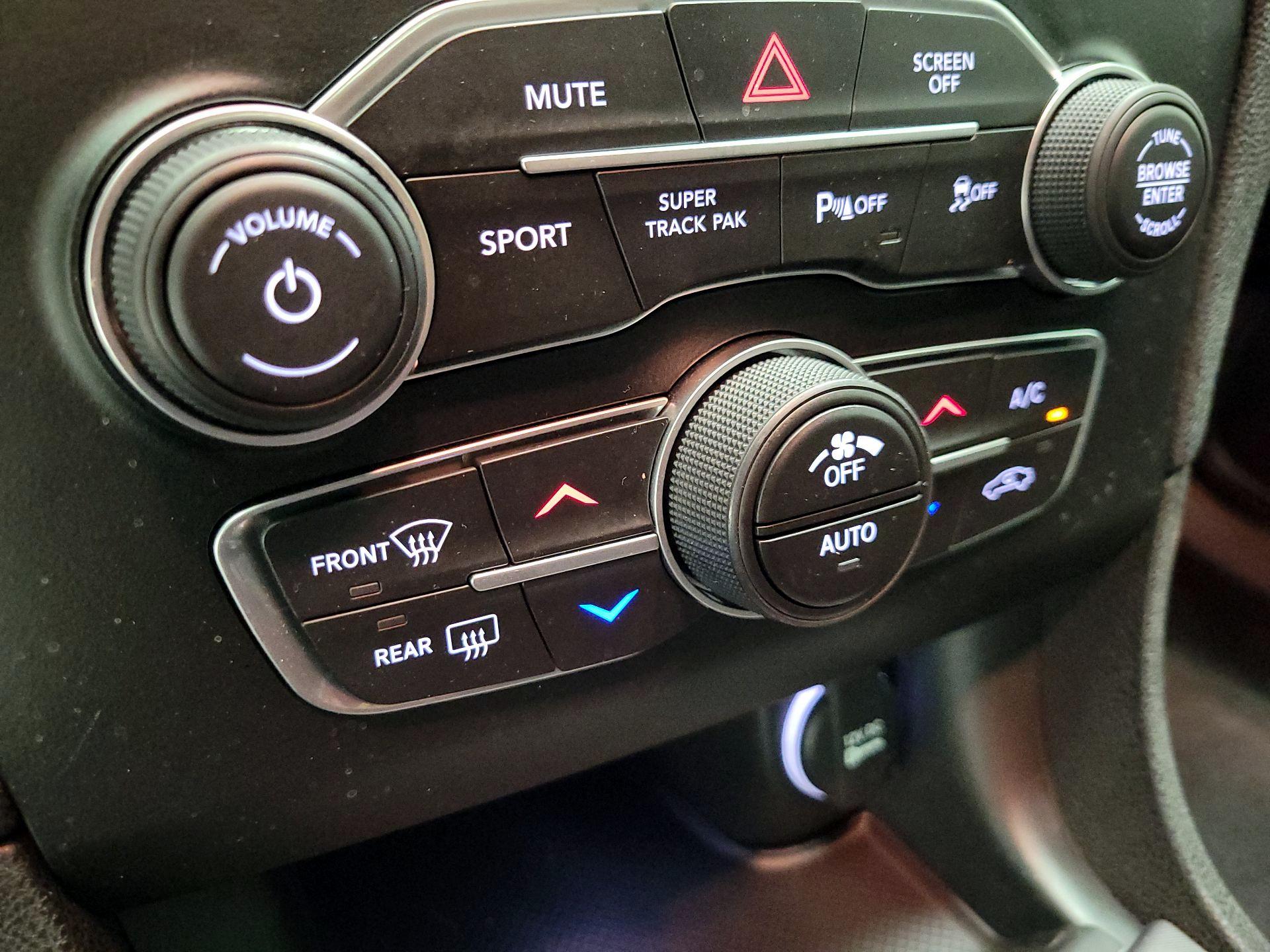 Thumbnail: 2023 Dodge Charger - 14