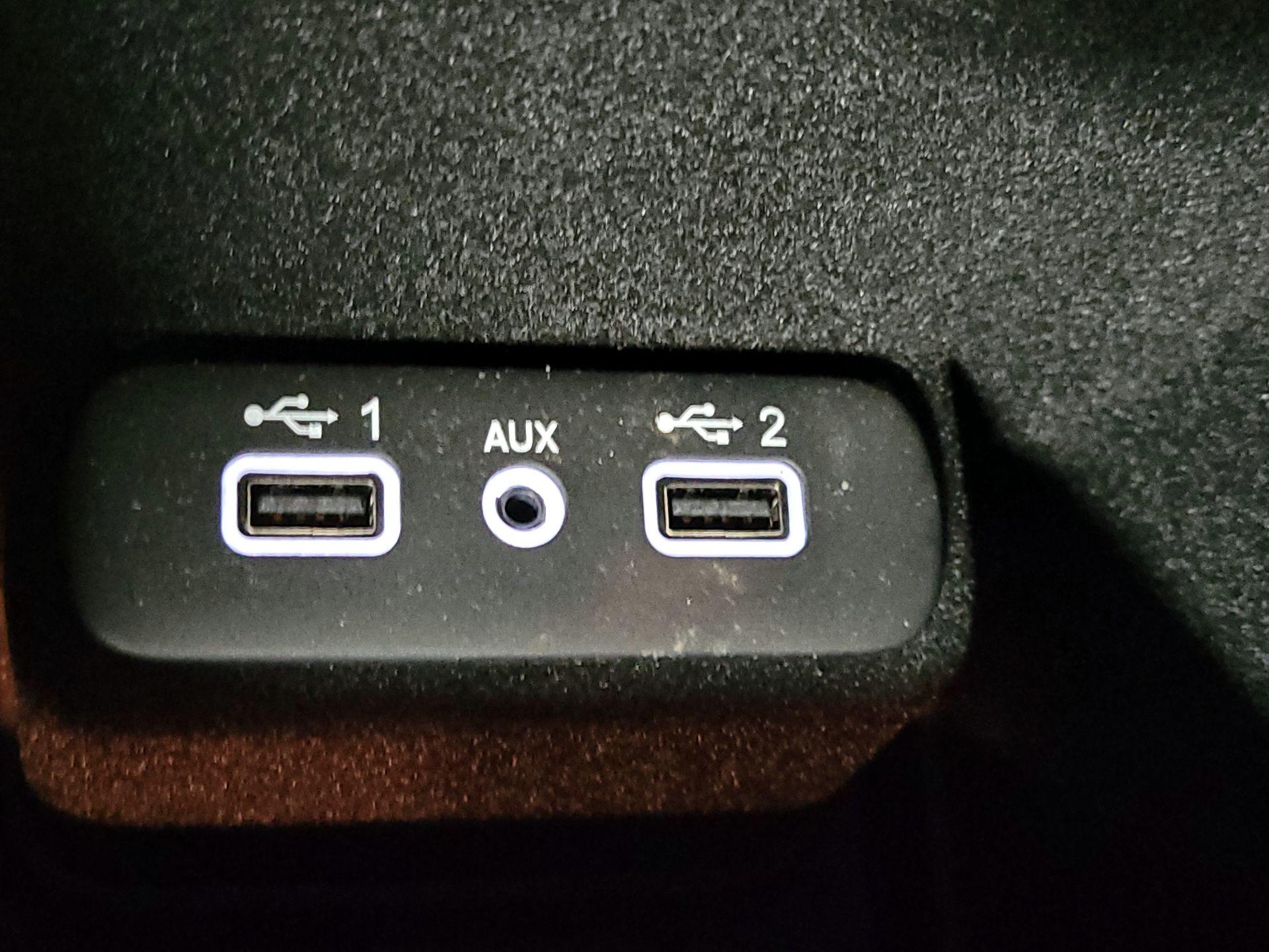 Thumbnail: 2023 Dodge Charger - 16