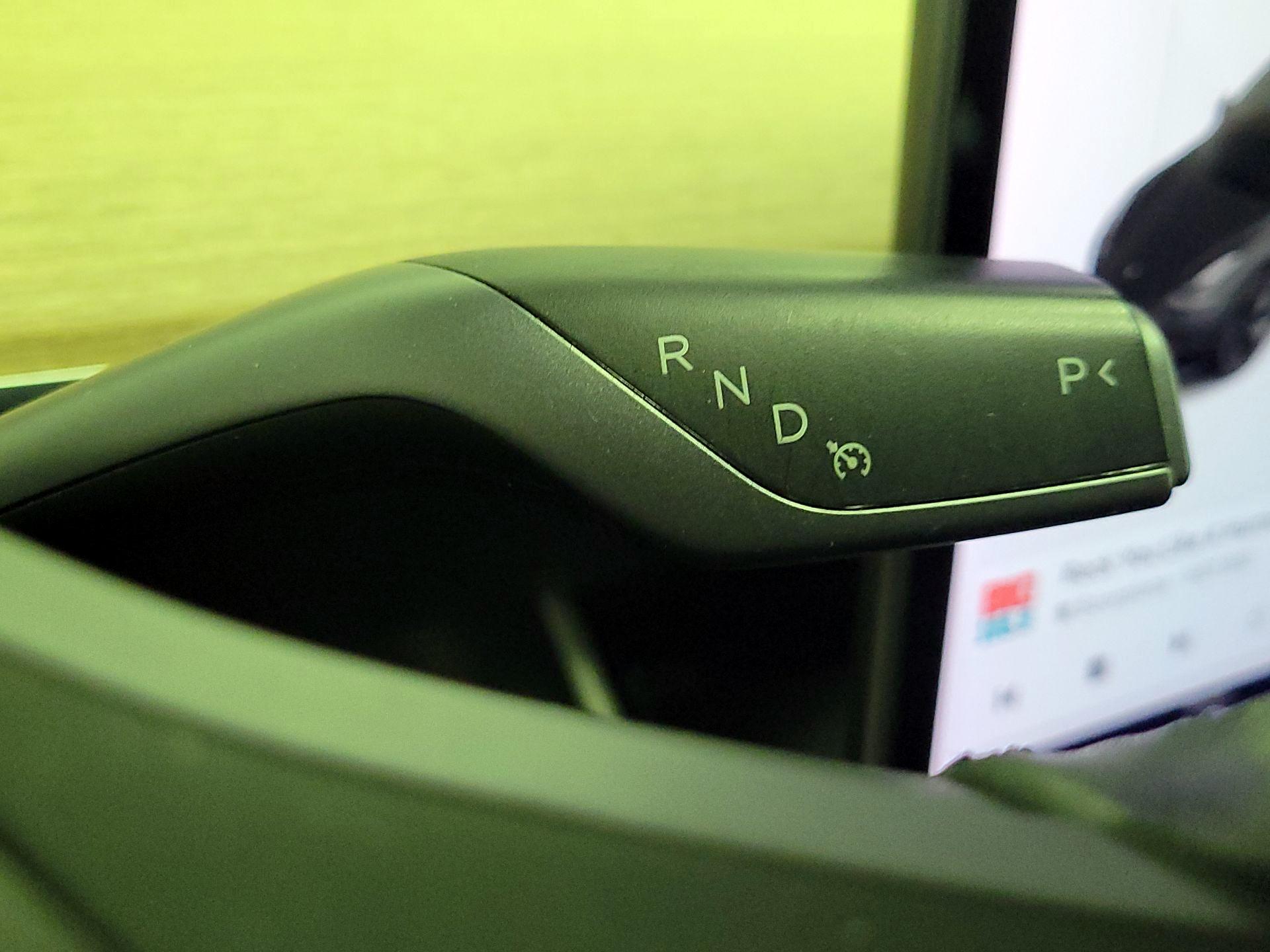 Thumbnail: 2019 Tesla Model 3 - 17