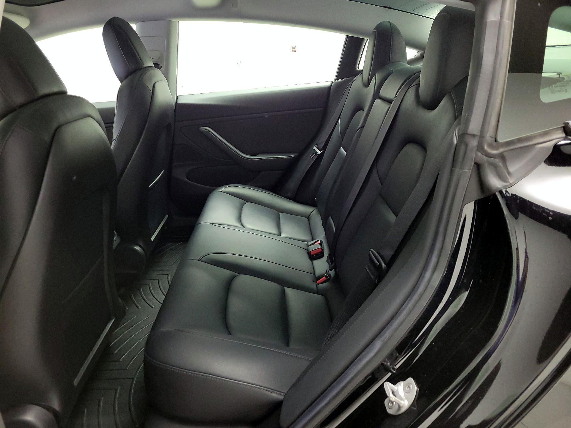 Thumbnail: 2019 Tesla Model 3 - 19