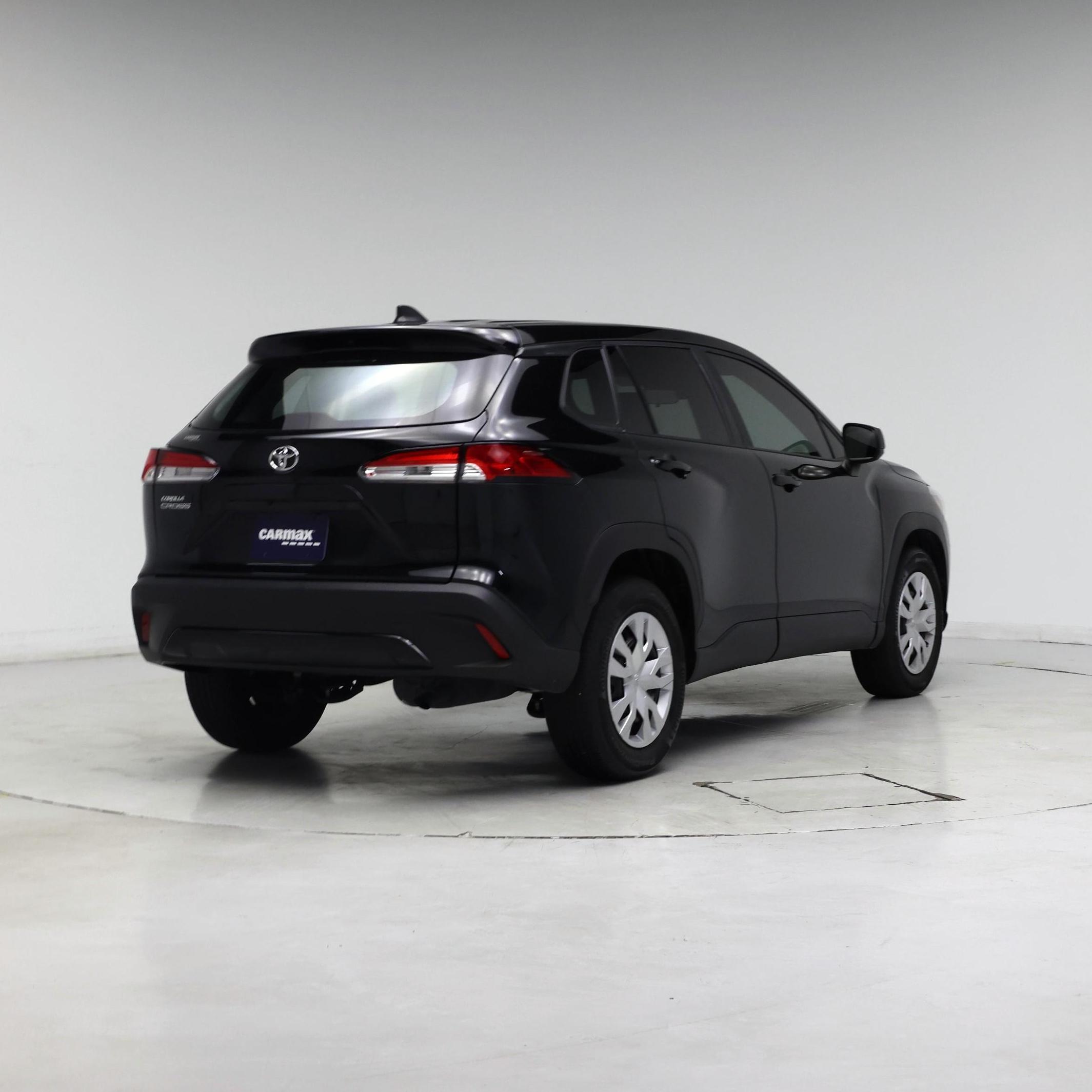 Thumbnail: 2023 Toyota Corolla Cross - 8